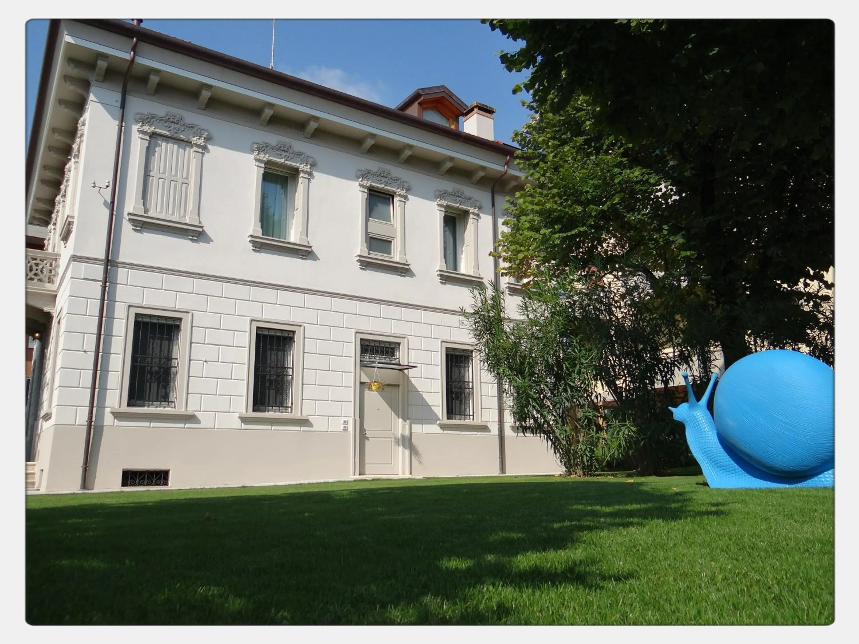 Property building in FRich B&B