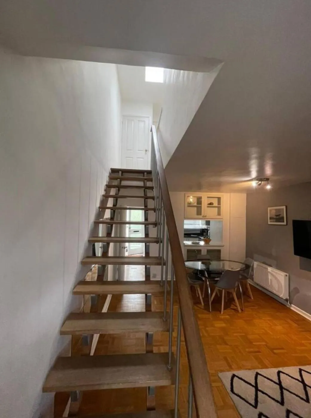 TV and multimedia in Canary Wharf - Luxury Apartments