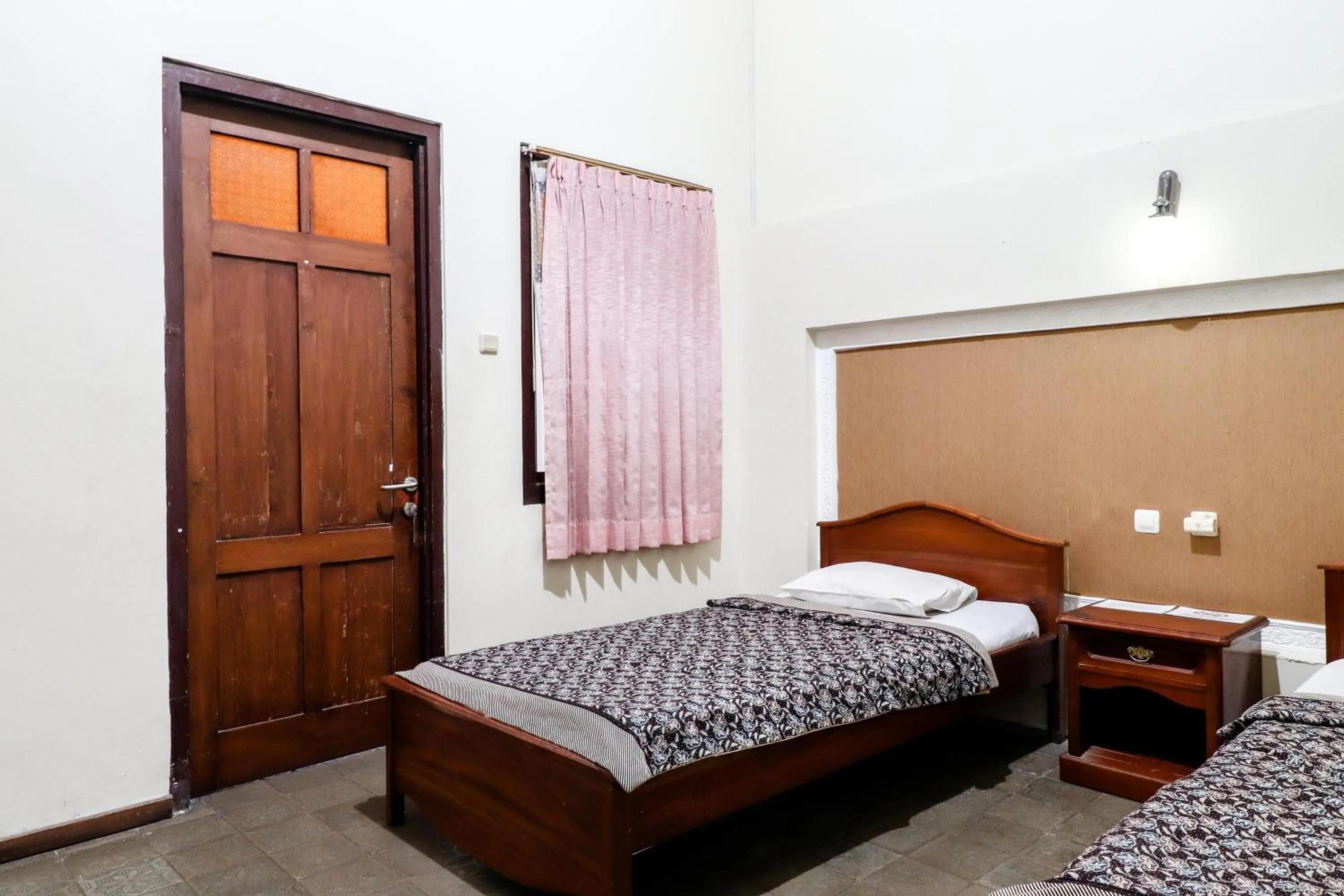 Bed in Hotel Limaran 1