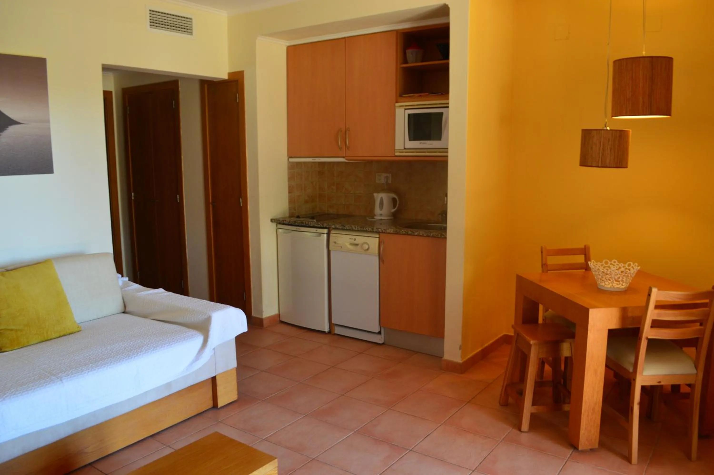 Kitchen or kitchenette in Quinta da Mesquita