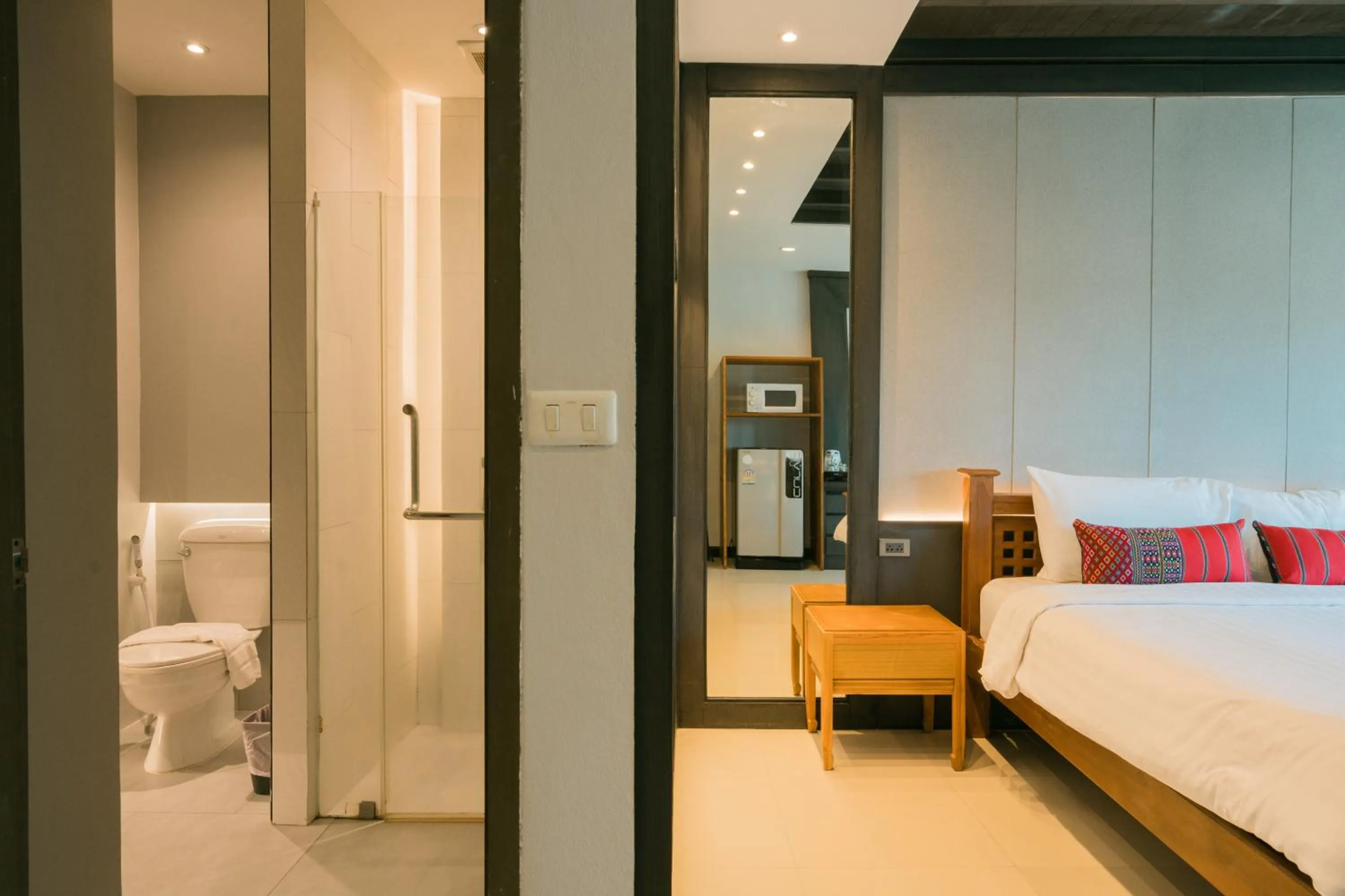 Photo of the whole room, Bed in The Opium Chiang Mai