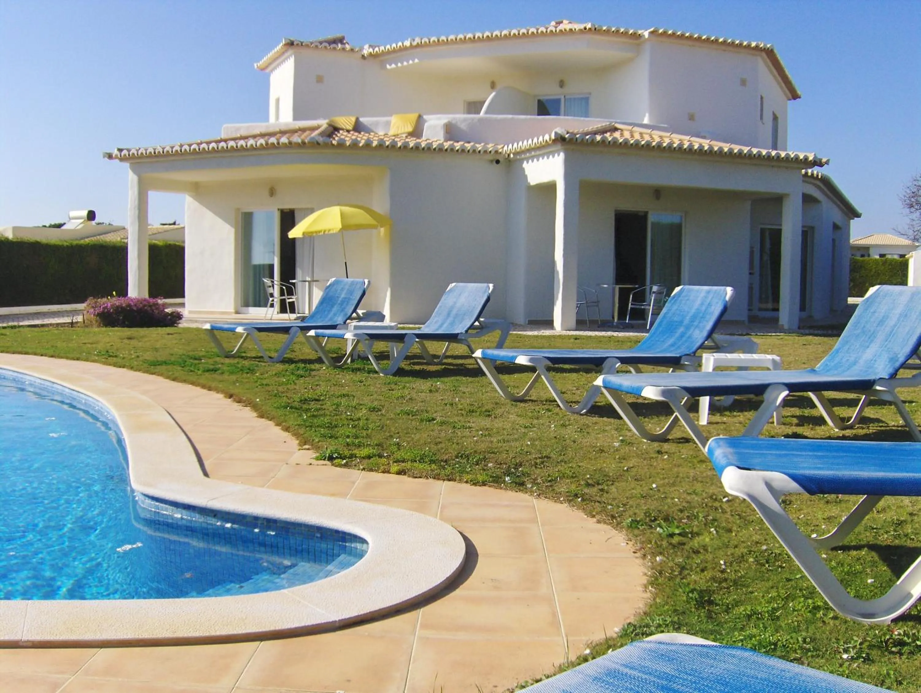 Facade/entrance in Porto Mos Residence
