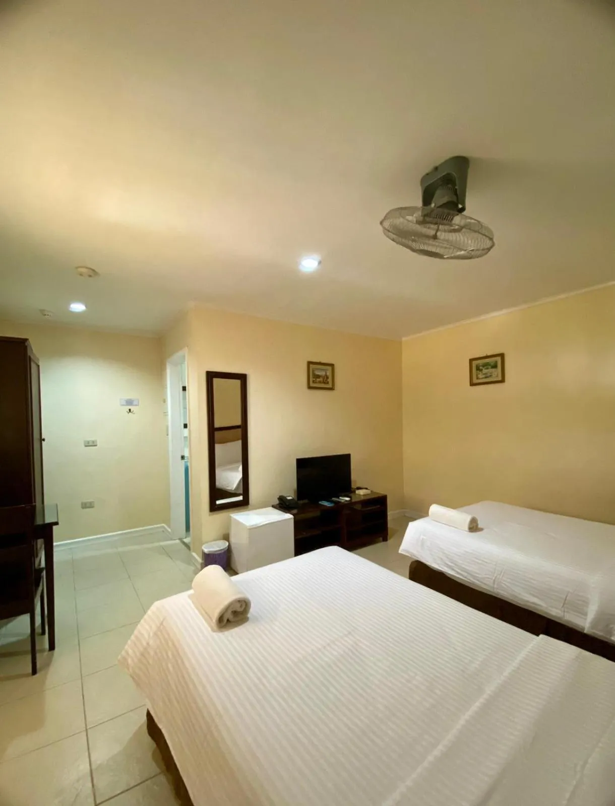 Bed in Panglao Regents Park Resort