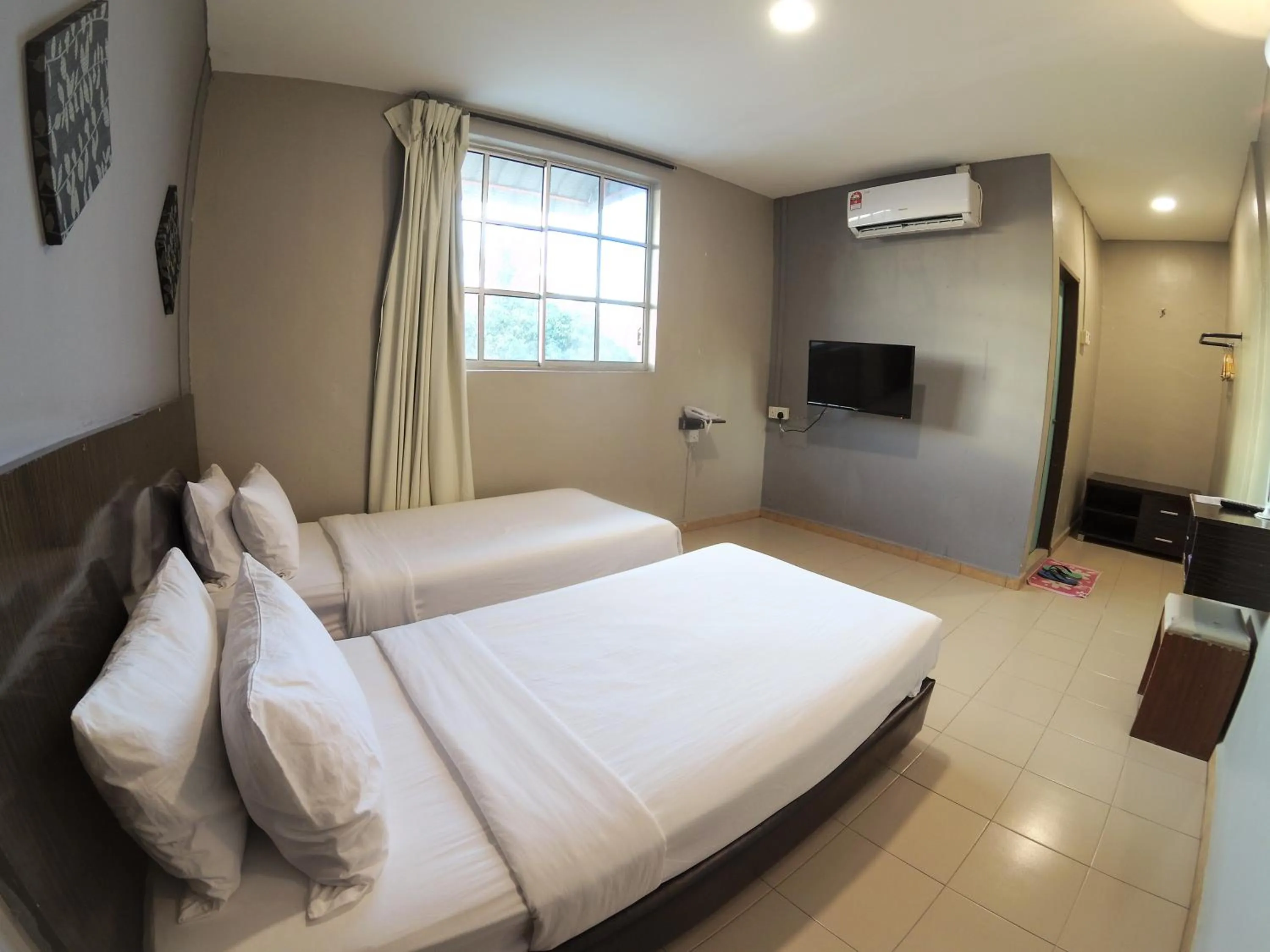 Bed in JV Hotel @ Simpang Ampat