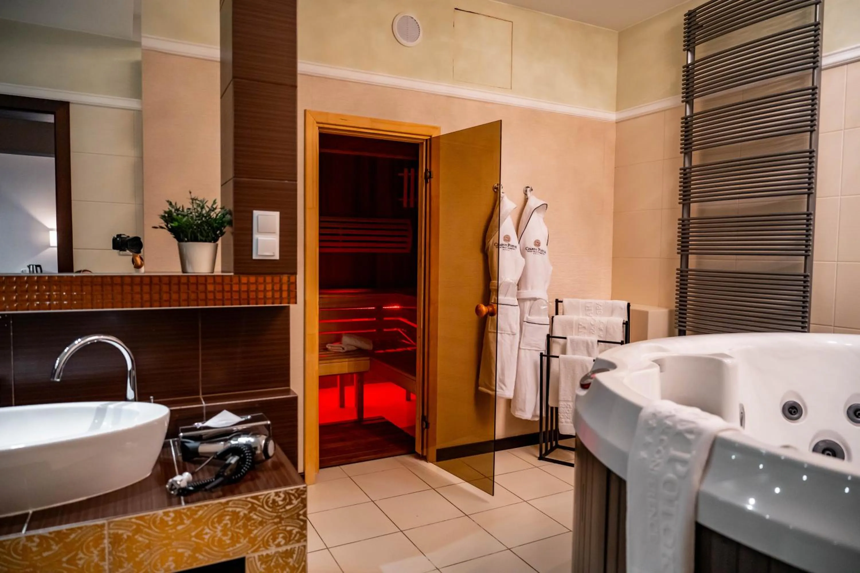 Bathroom in Hotel Czarny Potok Resort SPA & Conference