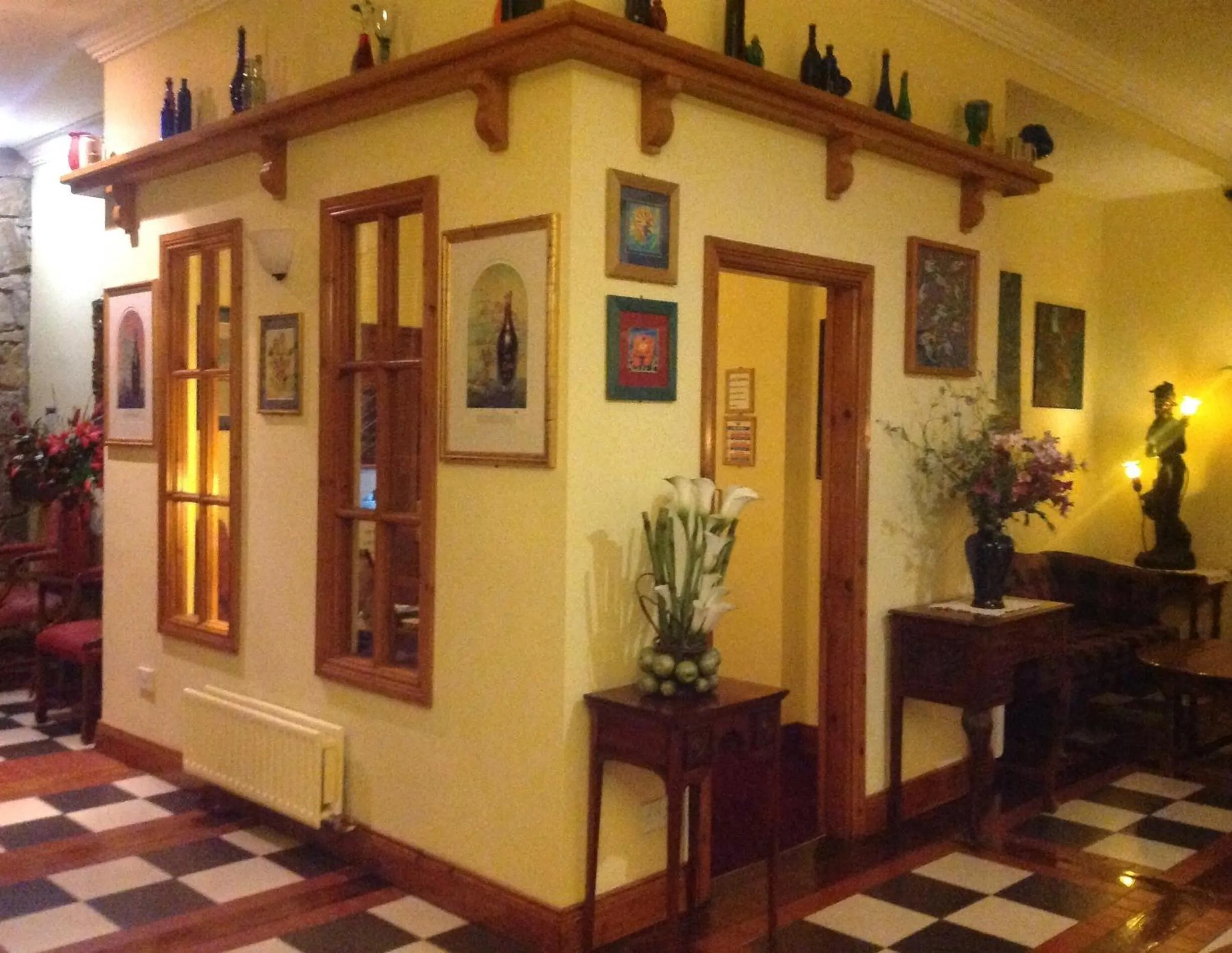 Decorative detail in Fitzgeralds Hotel