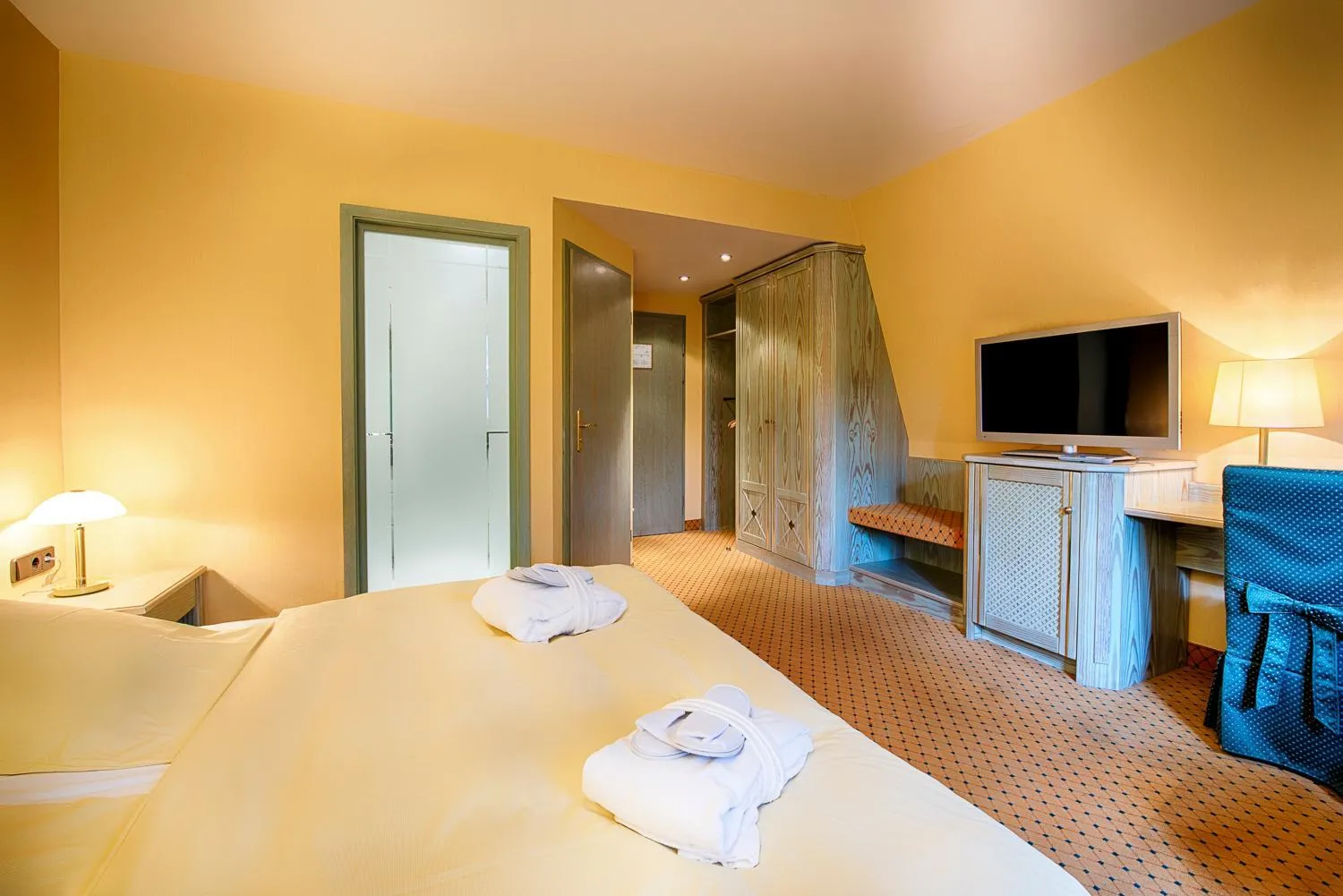 Photo of the whole room, Bed in Hotel Villa Heine Wellness & Spa