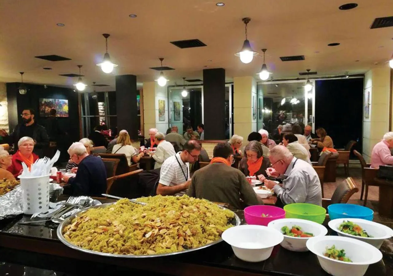 Restaurant/places to eat in Ajnadeen Hotel