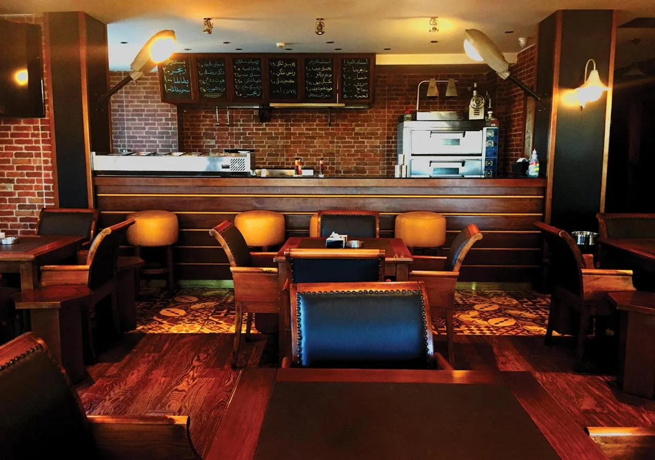 Restaurant/places to eat in Ajnadeen Hotel