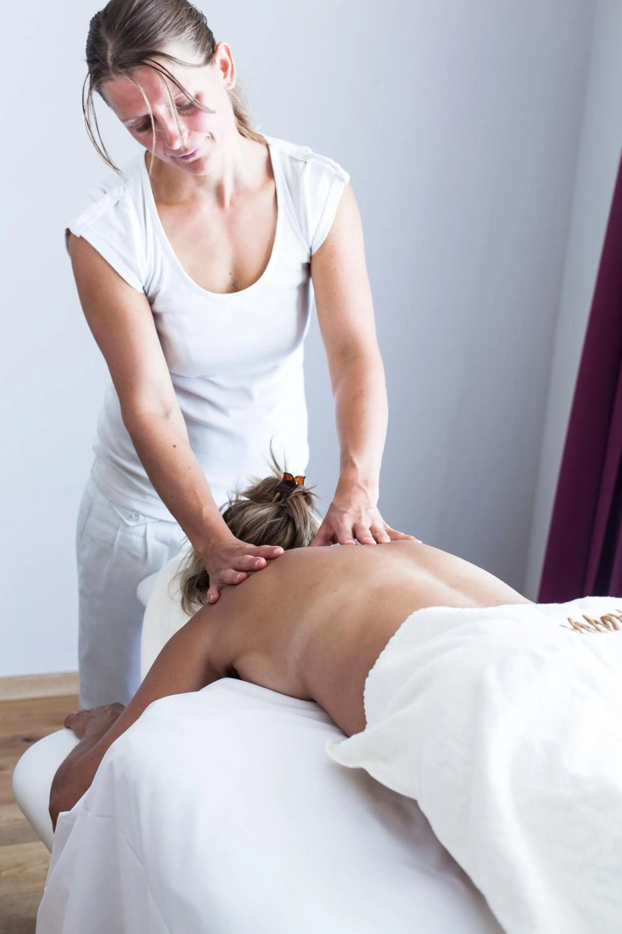 People in Anthony's Life&Style Hotel