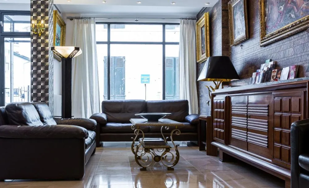 Lobby or reception in Hotel Barnetche