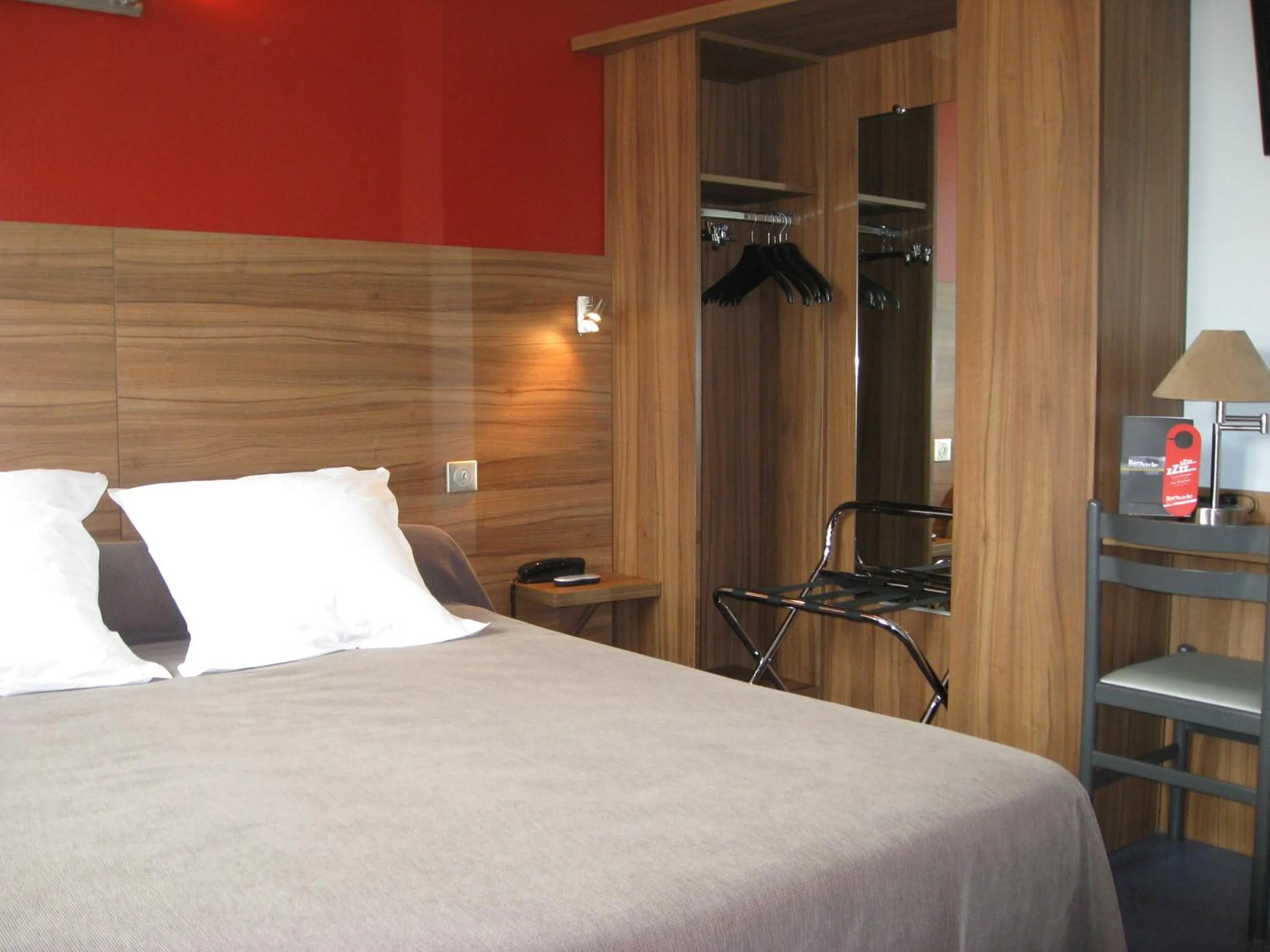 Photo of the whole room in Hotel Barnetche