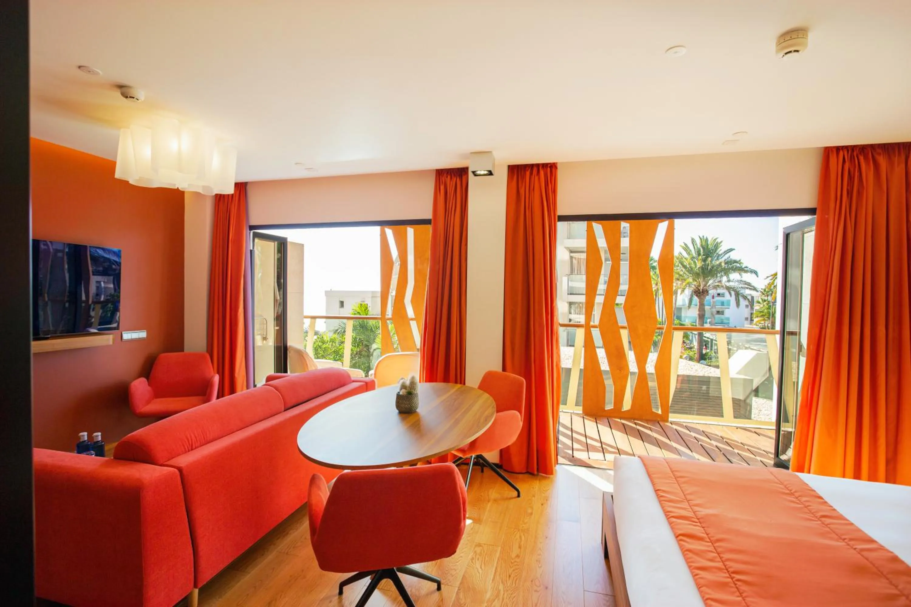 Bedroom, Bed in Bohemia Suites & Spa - Adults Only