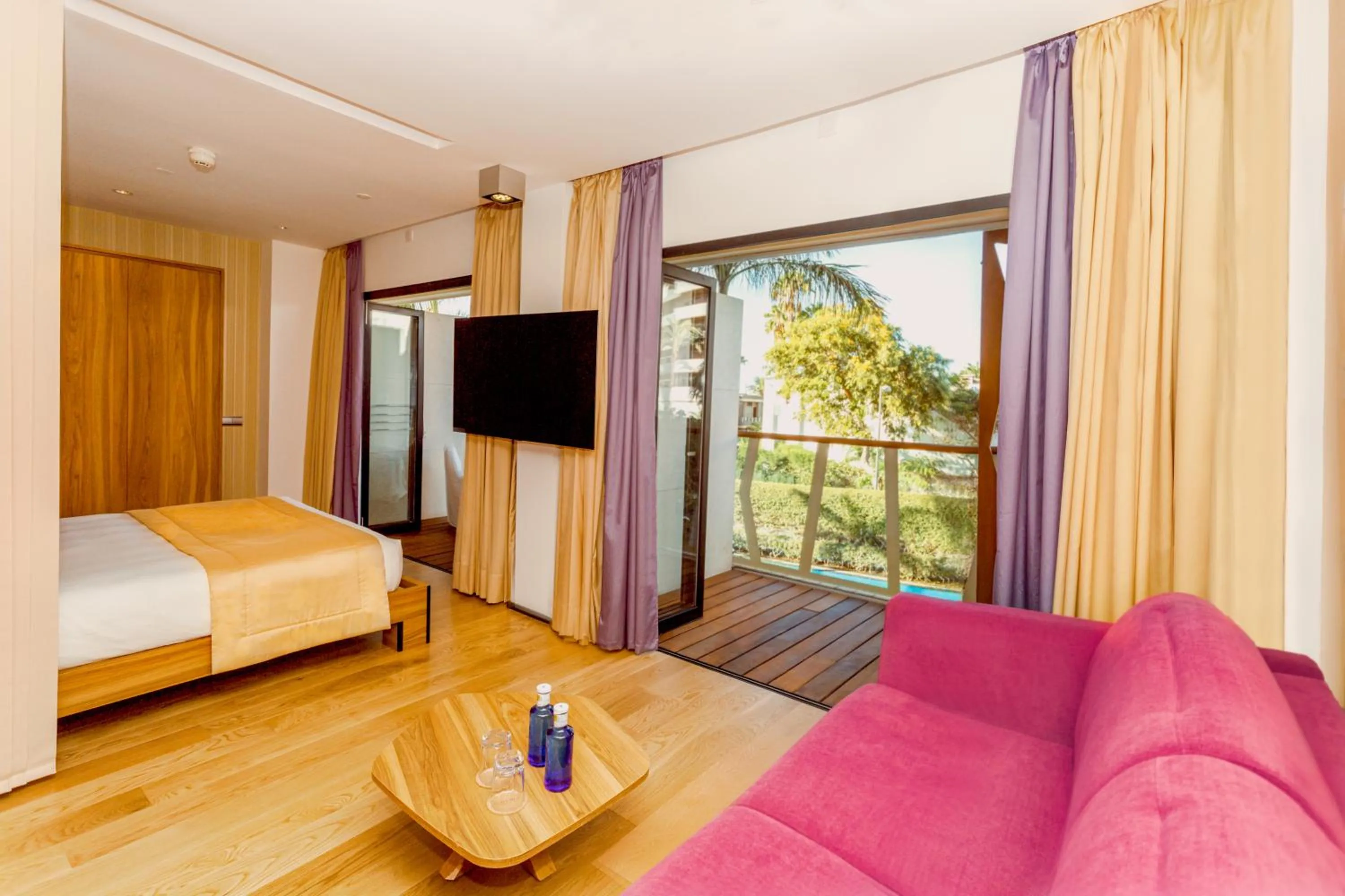 Living room, Bed in Bohemia Suites & Spa - Adults Only