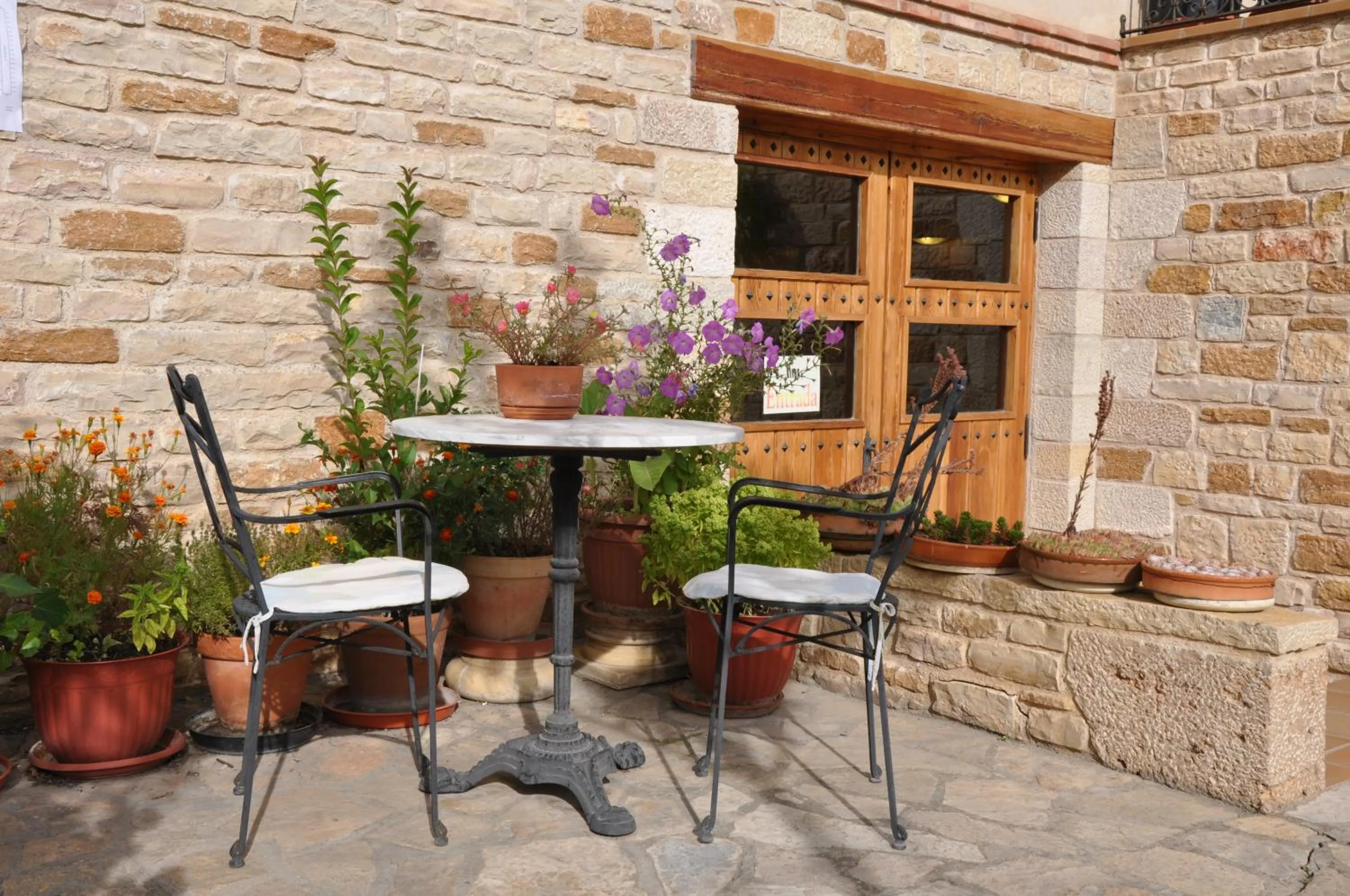 Patio in Hotel Castellote