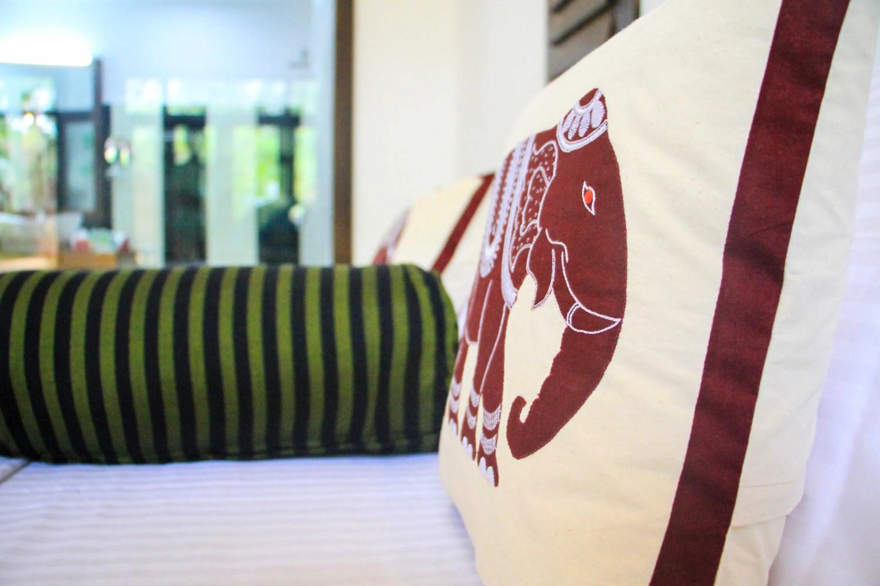 Bed in Palmyra Nature Resort Sigiriya