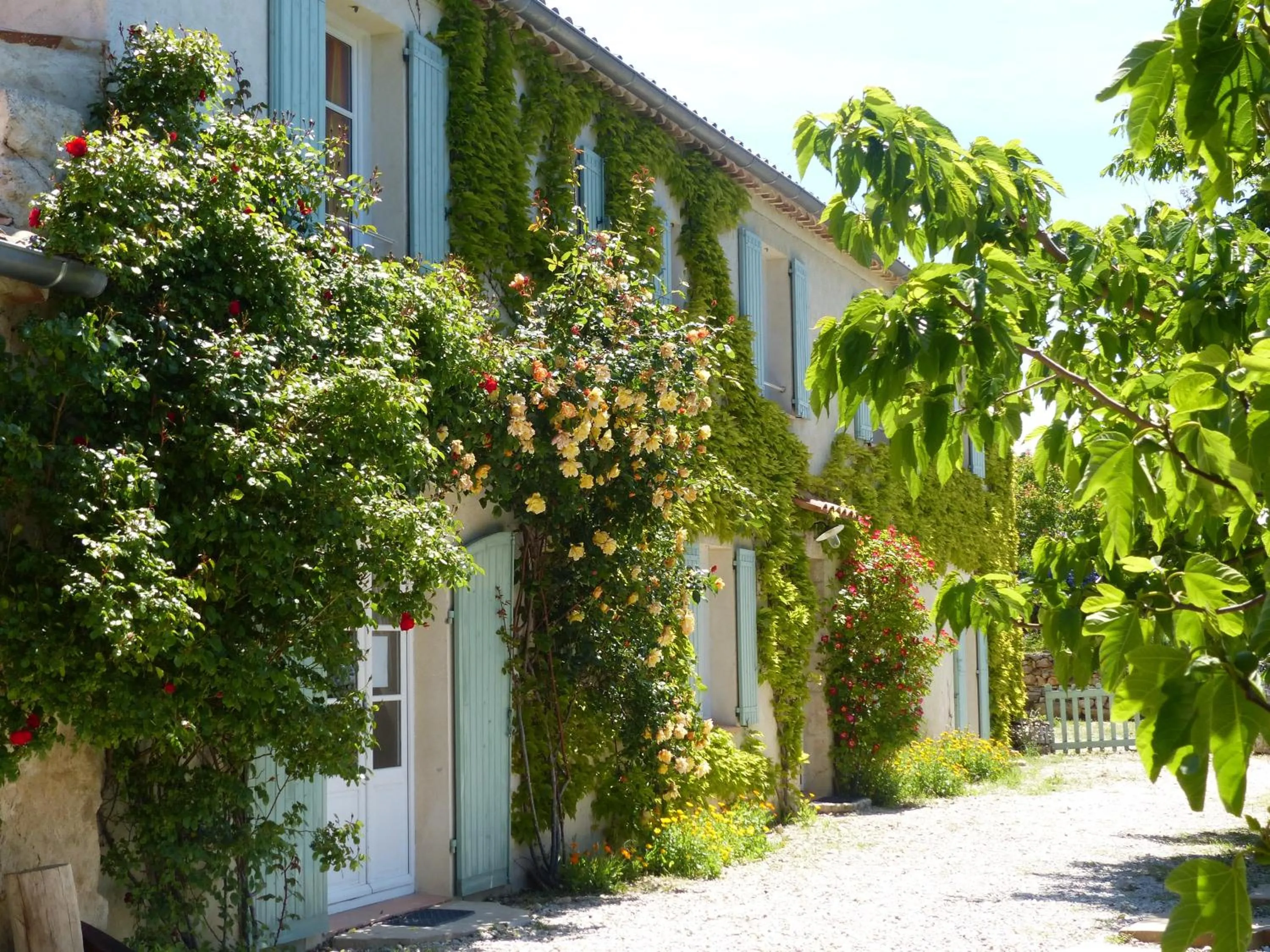Facade/entrance in La Ferme du petit Ségriès Bed and Breakfast
