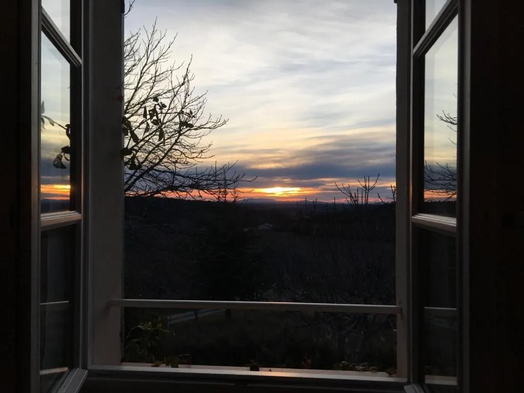 Sunset in La Ferme du petit Ségriès Bed and Breakfast