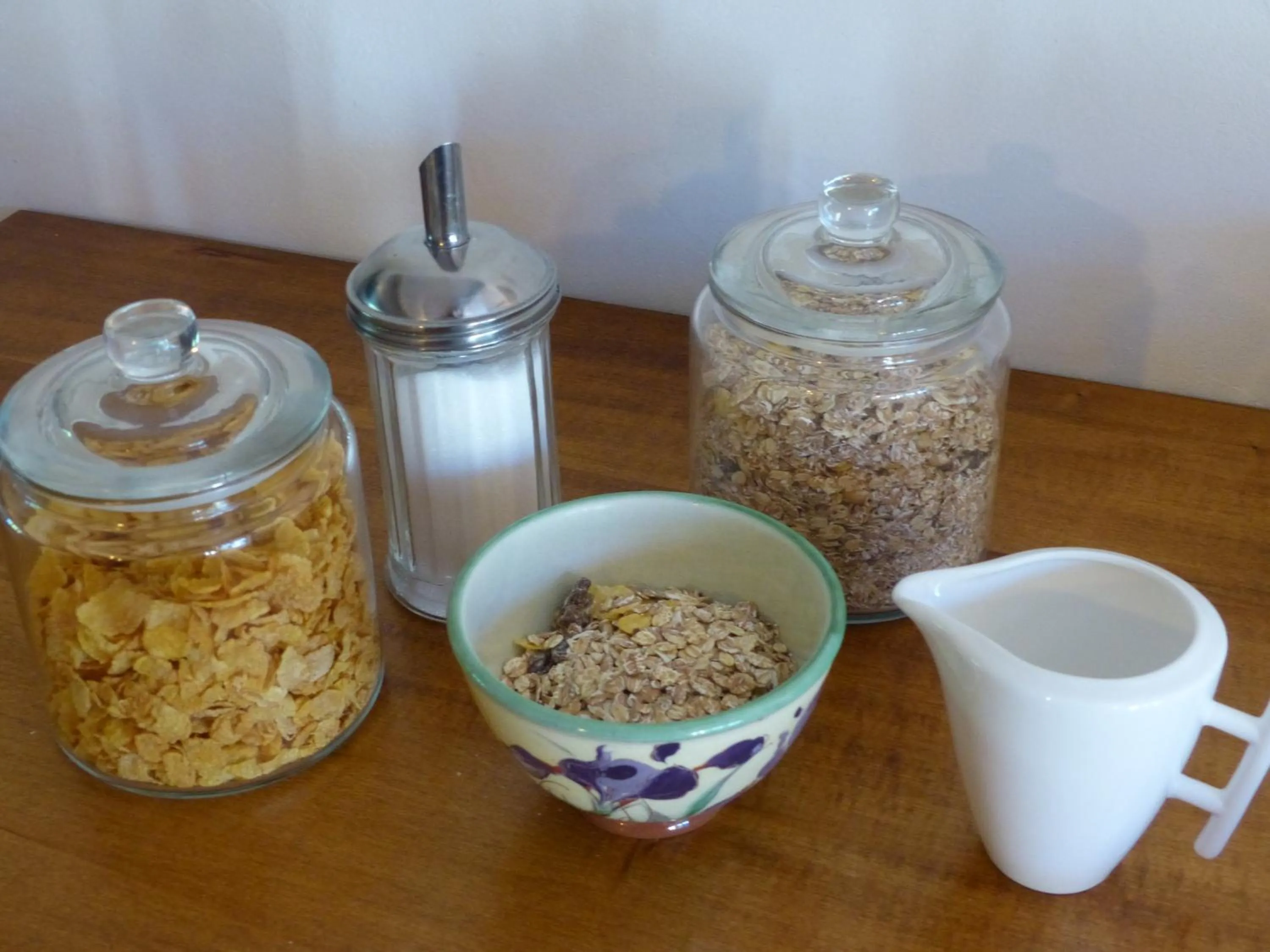 Buffet breakfast in La Ferme du petit Ségriès Bed and Breakfast