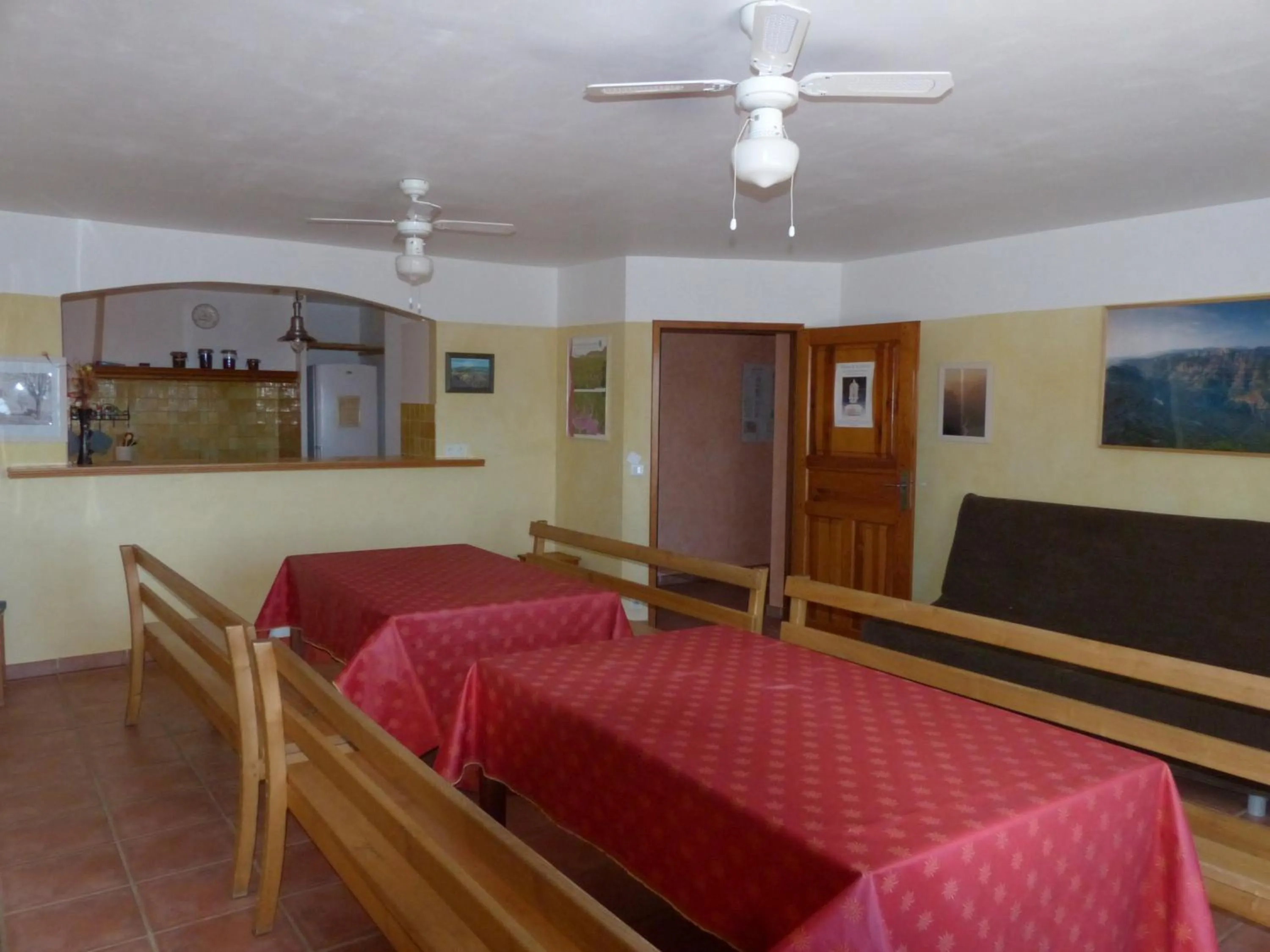 Dining area in La Ferme du petit Ségriès Bed and Breakfast