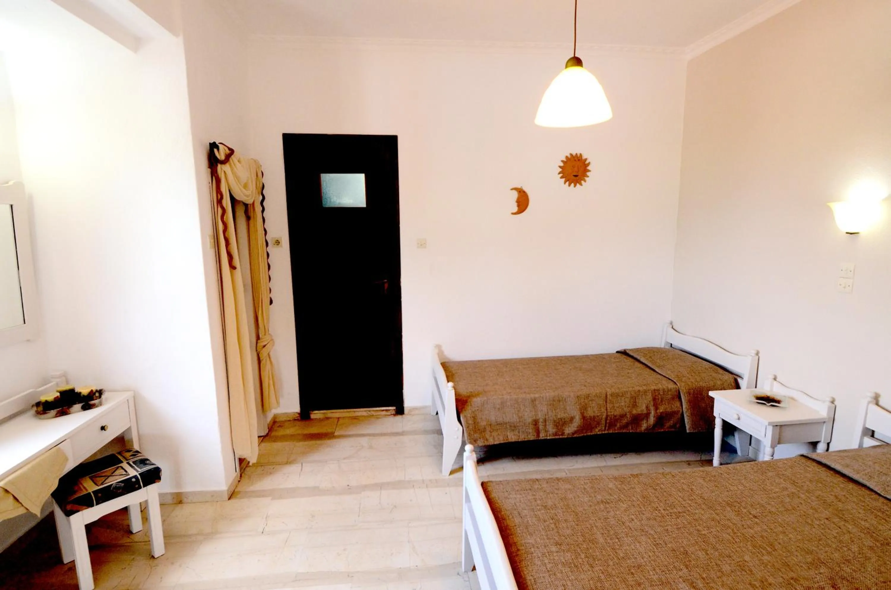 Bedroom, Bed in Golden Apartments