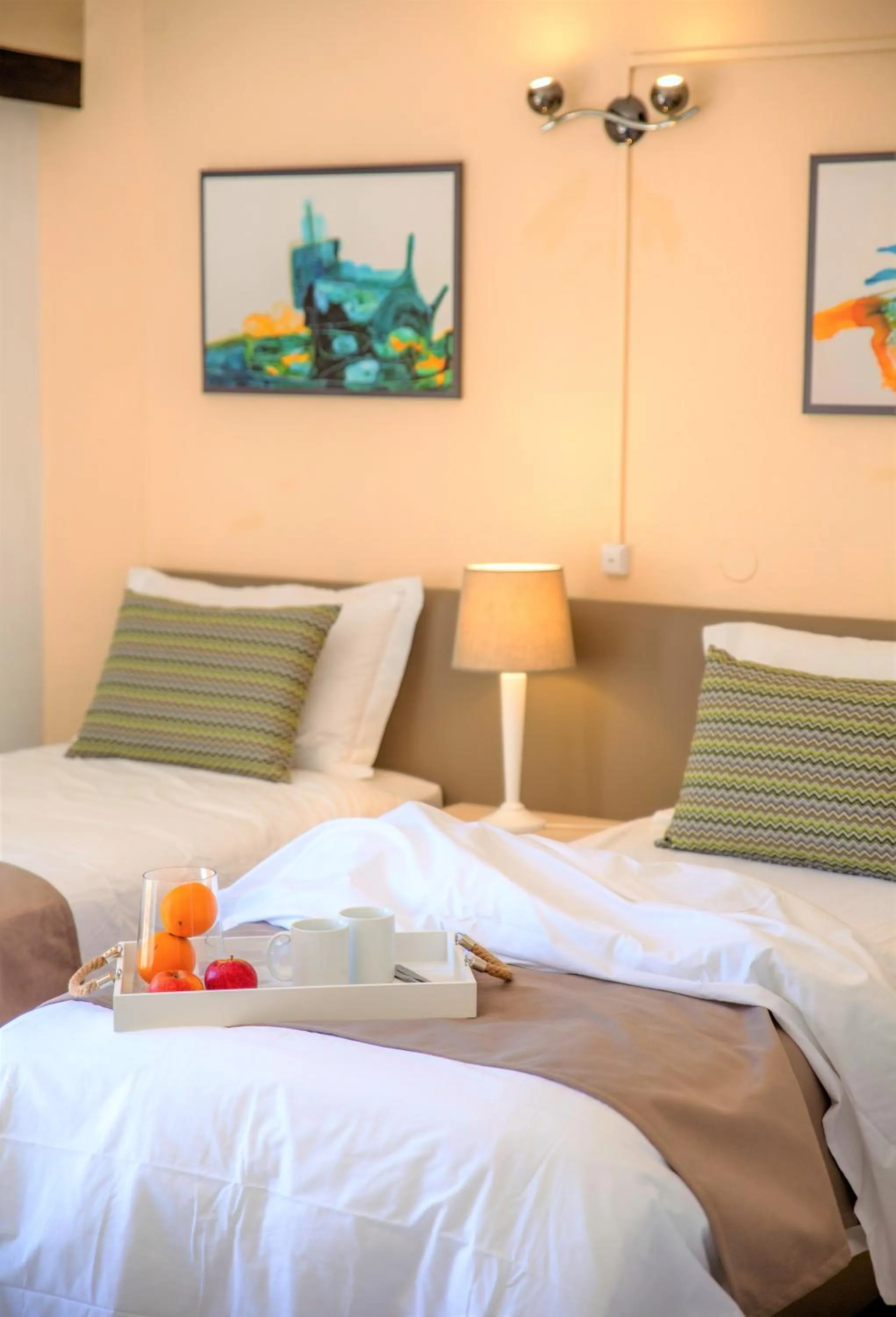 Bed in Turial Old Town Ocean View