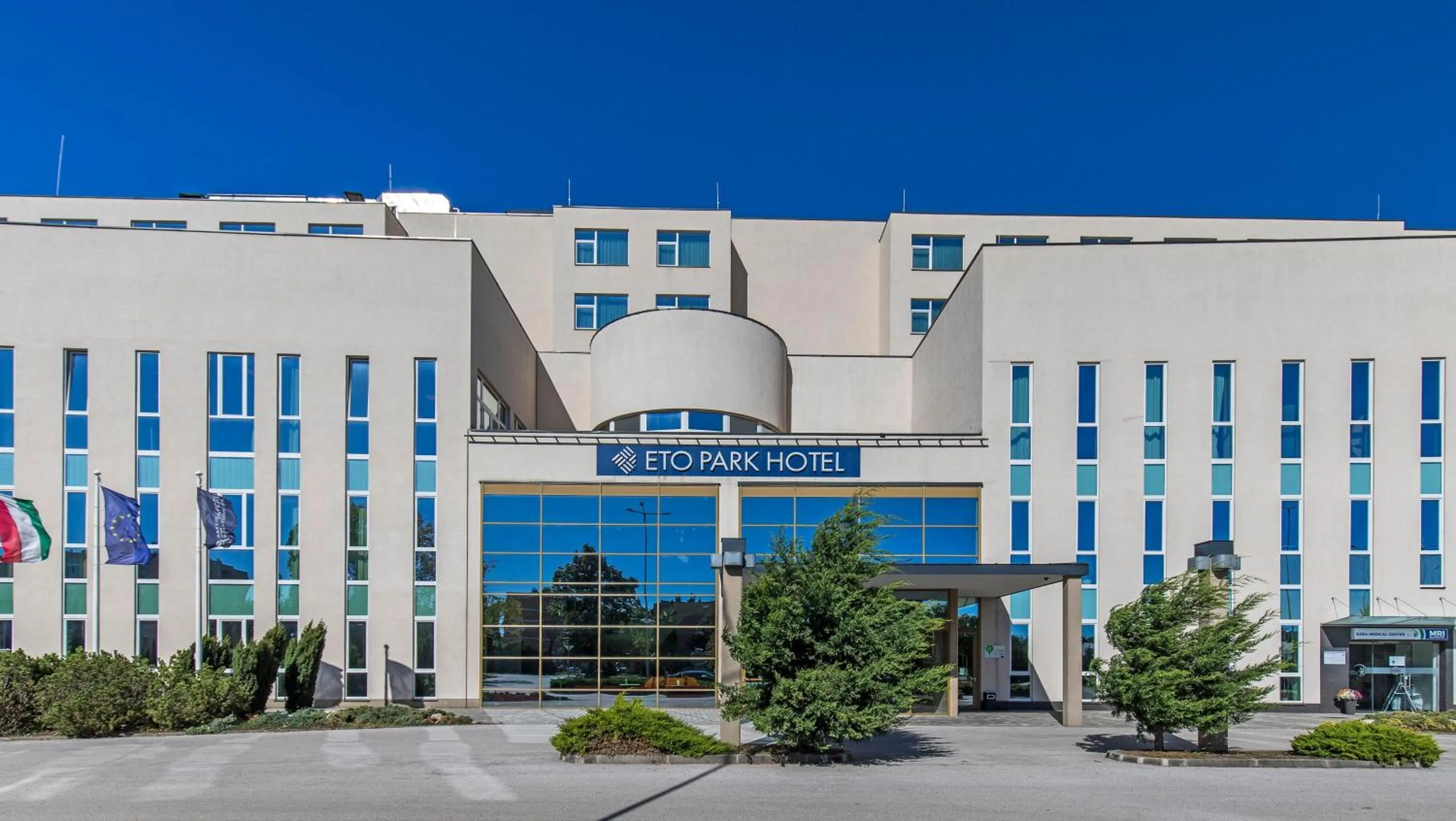 ETO Park Hotel Business & Stadium