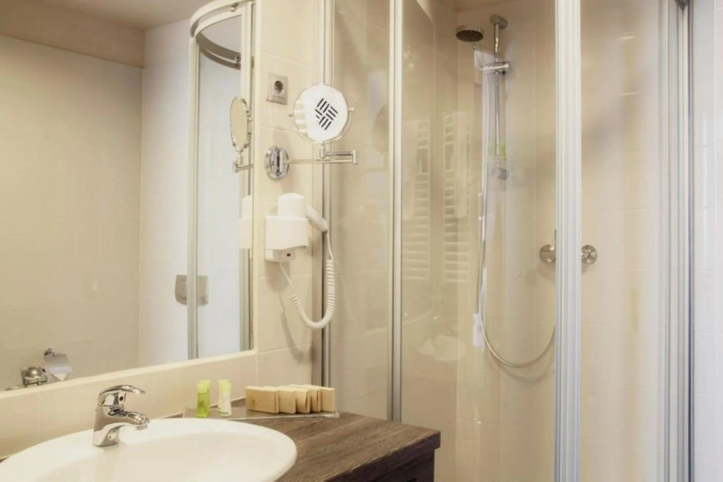 Bathroom in ETO Park Hotel Business & Stadium