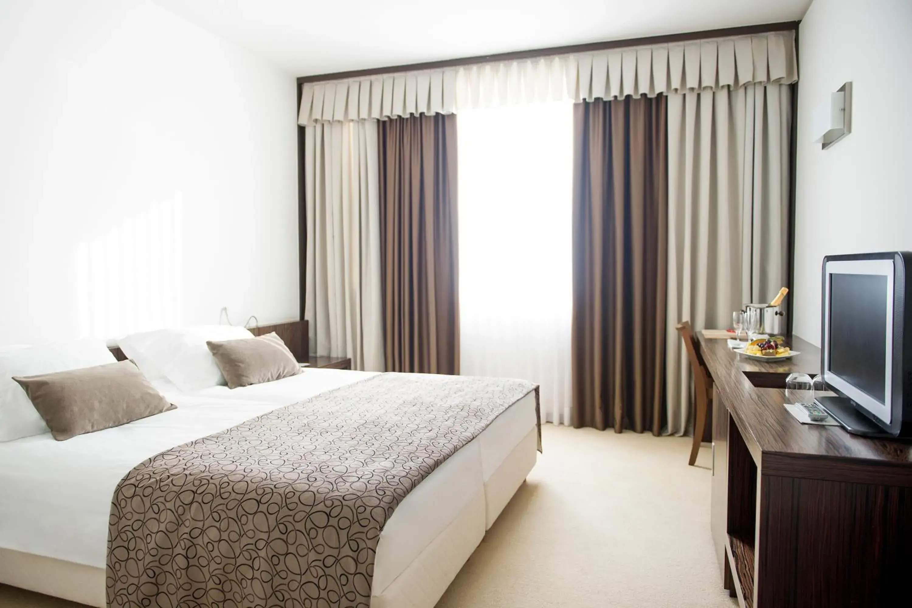 Standard Twin Room - single occupancy in Safir Hotel Casino Standard Twin Room - single occupancy in Safir Hotel Casino