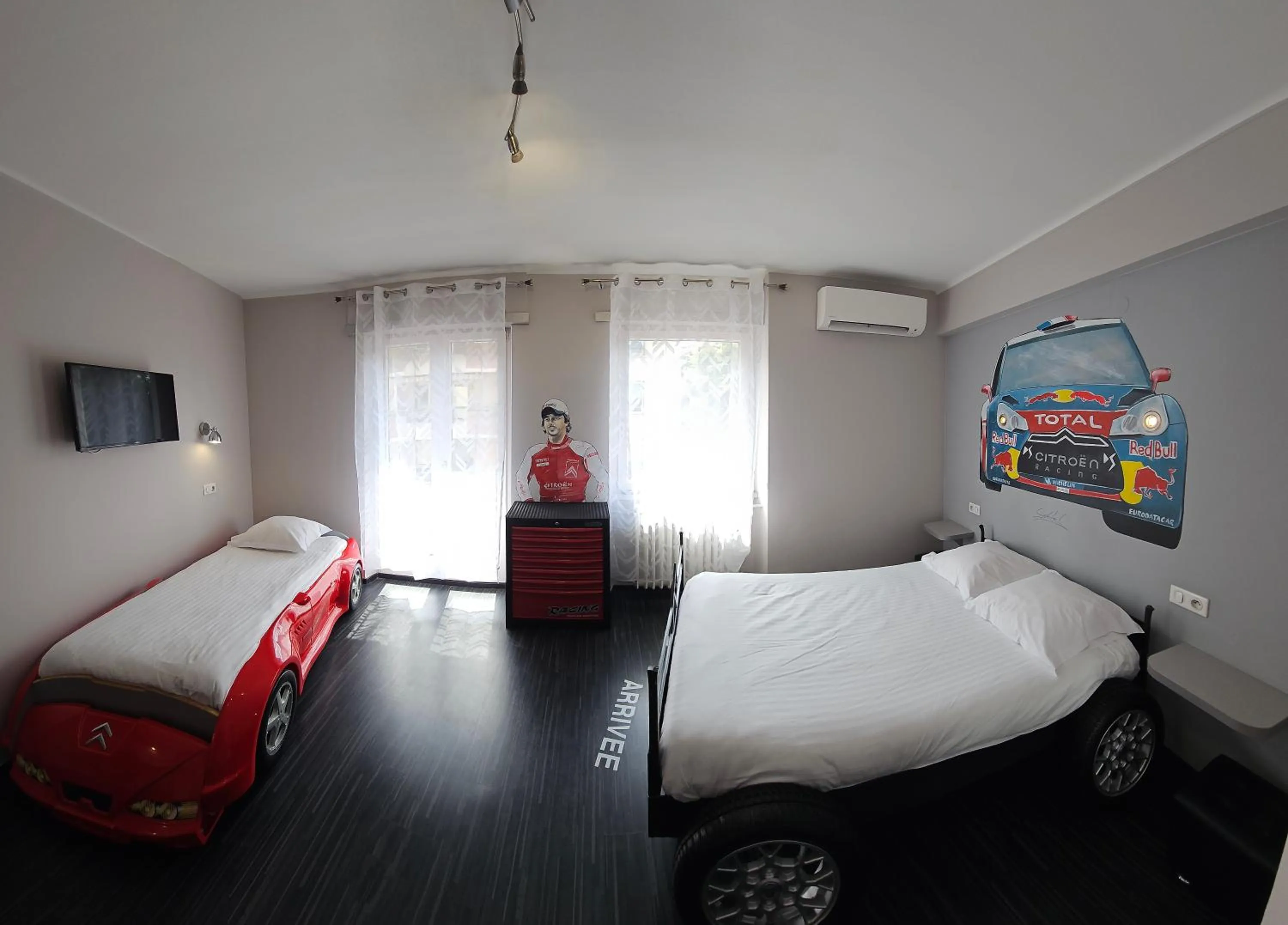 Bed in Hotel Champ Alsace