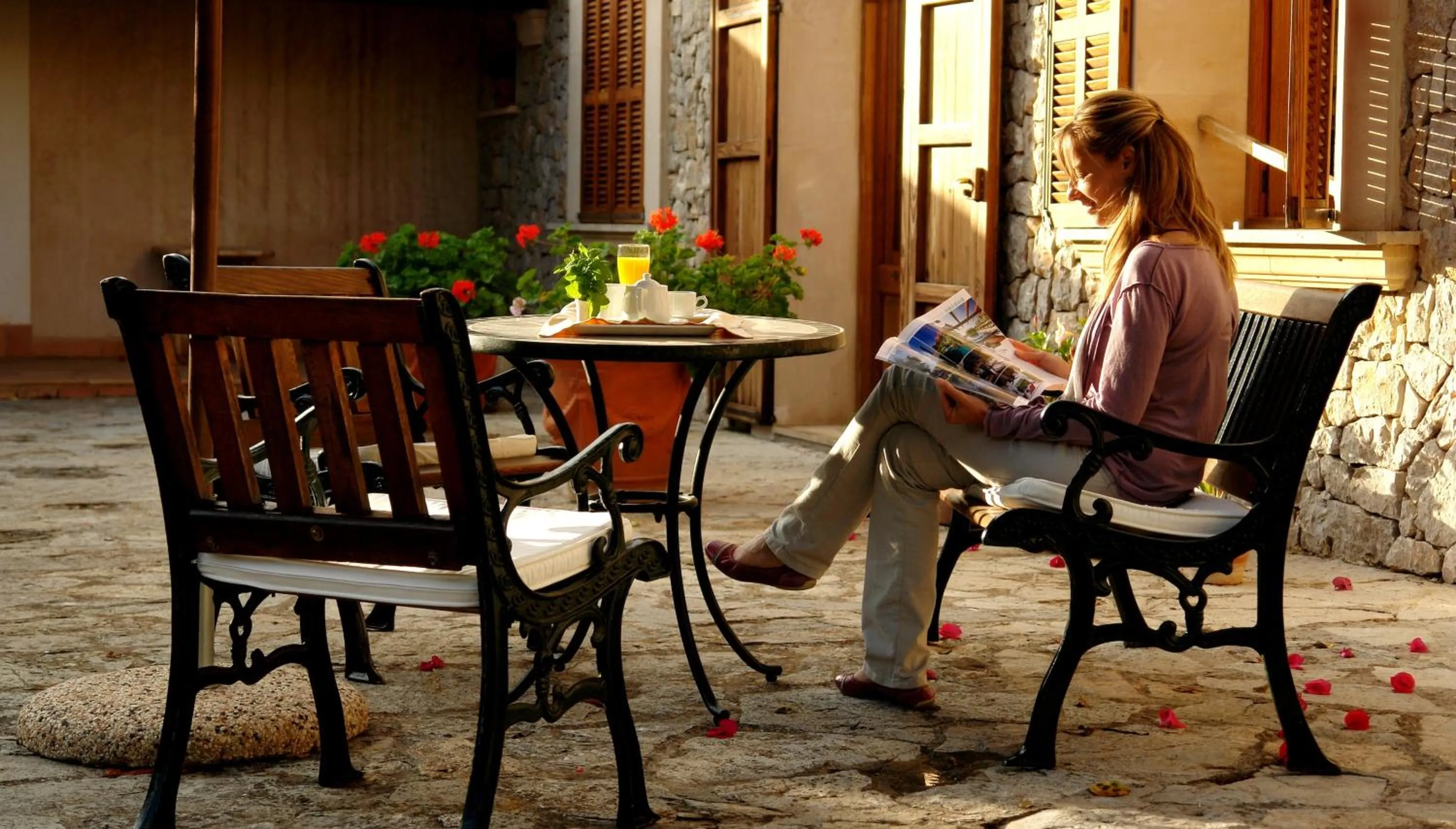 Restaurant/places to eat in Aumallia Hotel & Spa