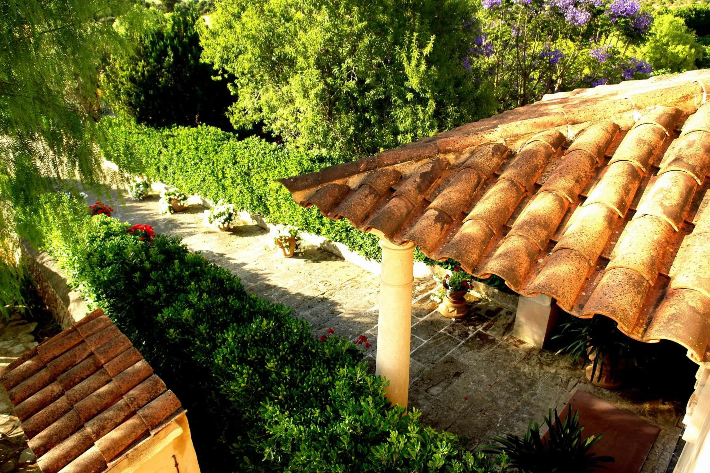 Facade/entrance in Aumallia Hotel & Spa