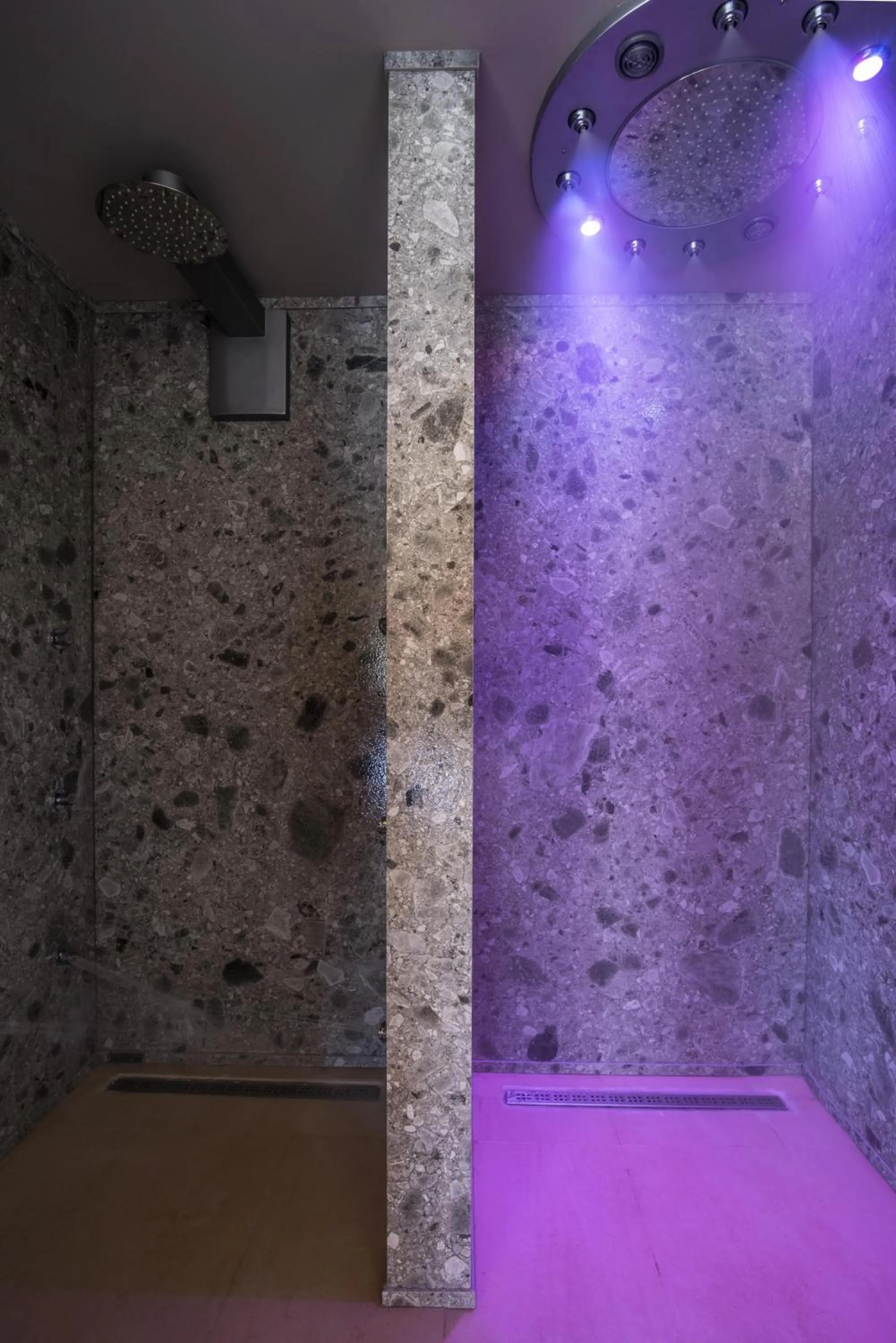 Hot Spring Bath in Aumallia Hotel & Spa