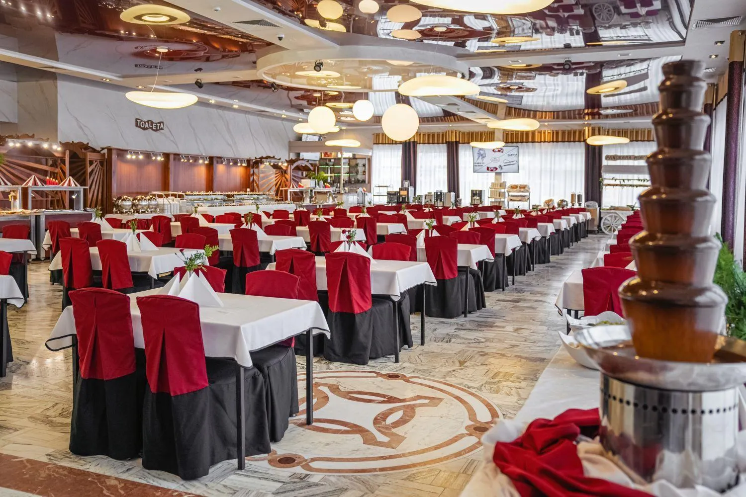 Restaurant/places to eat in Aquapark Health Resort & Medical SPA Panorama Morska All Inclusive