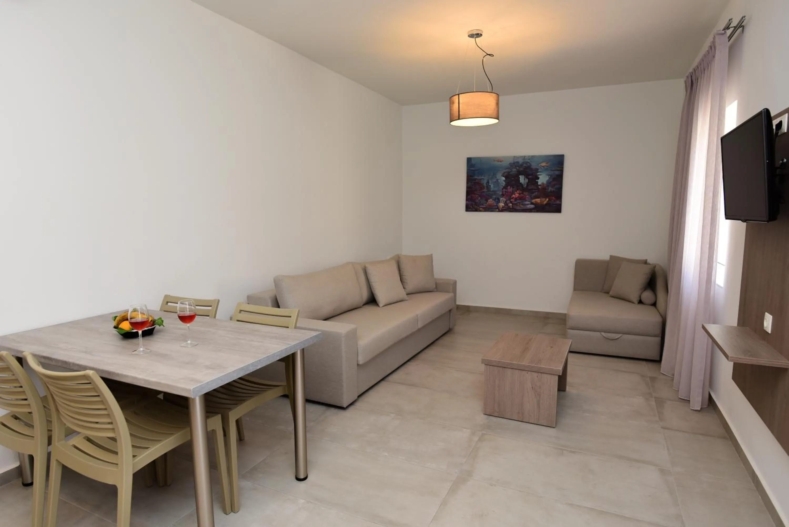 Seating area in Blue Horizon Apartments