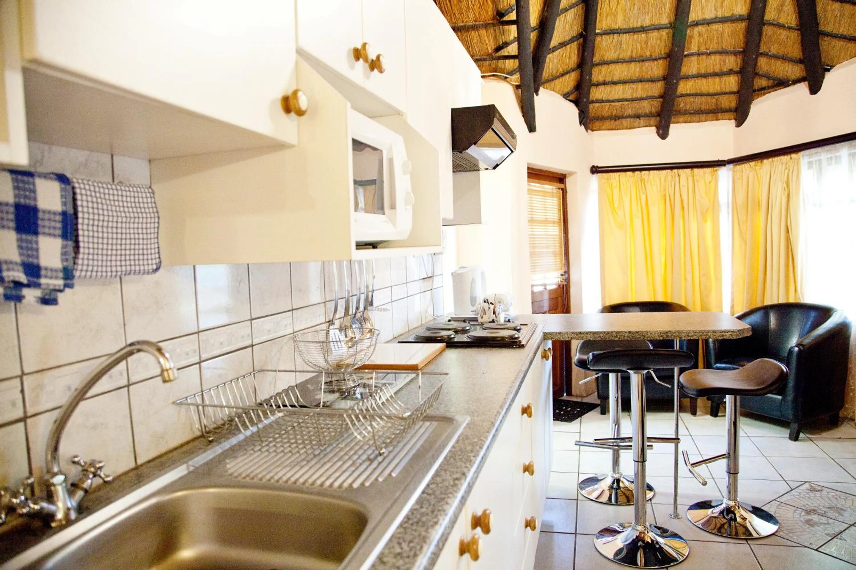 Kitchen or kitchenette in Lalapanzi Hotel & Conference Centre
