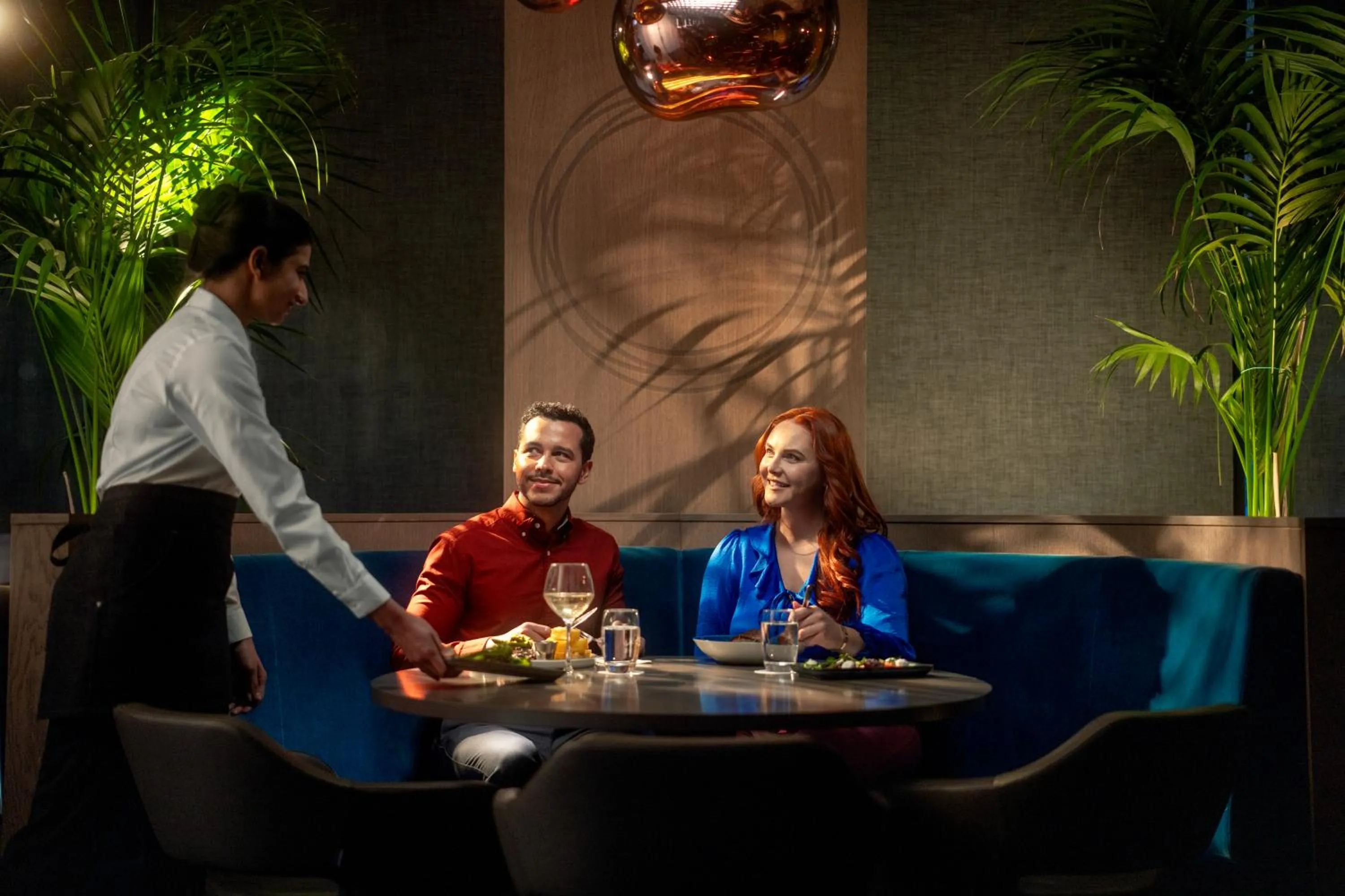 Restaurant/places to eat in Clayton Hotel Leopardstown