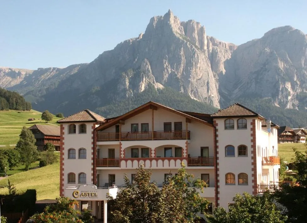 Property building in Hotel Castel Oswald von Wolkenstein