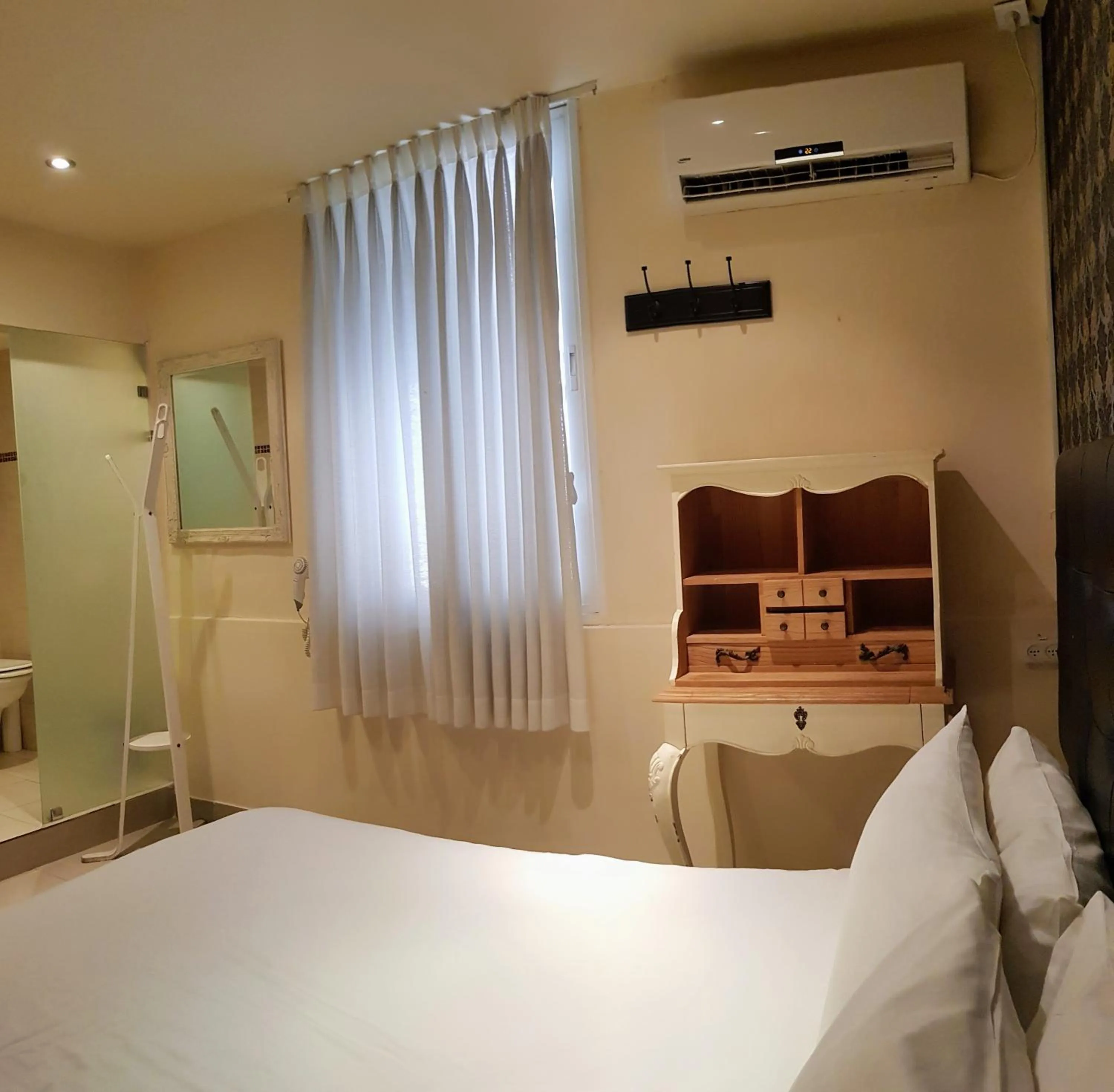 Bed in Central Hotel