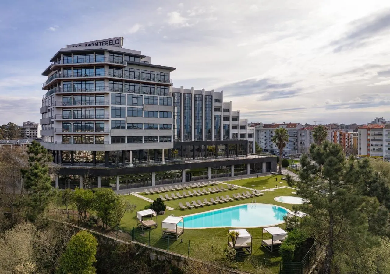 Swimming pool in Montebelo Viseu Congress Hotel & Spa