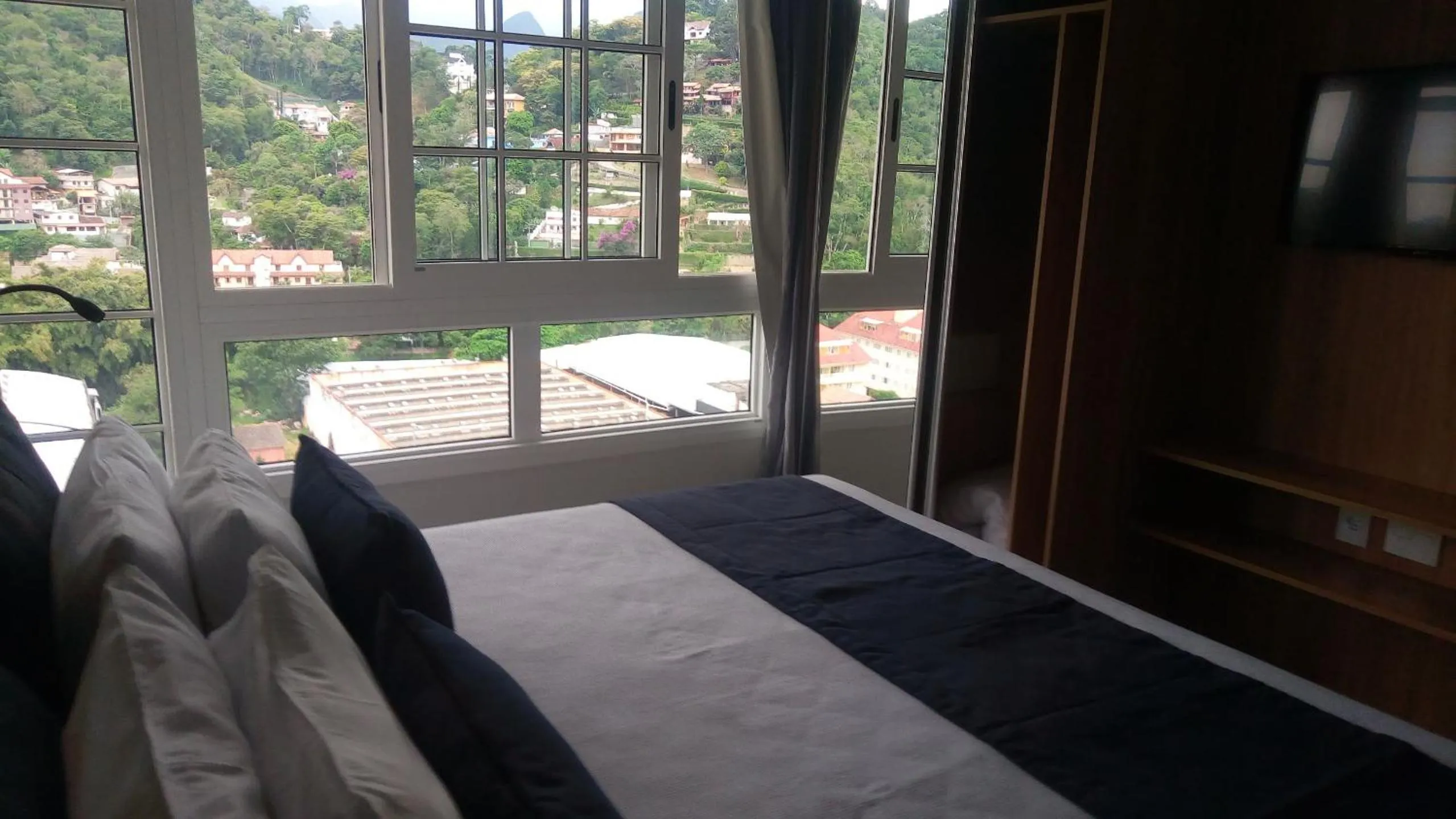 Live Suites Itaipava