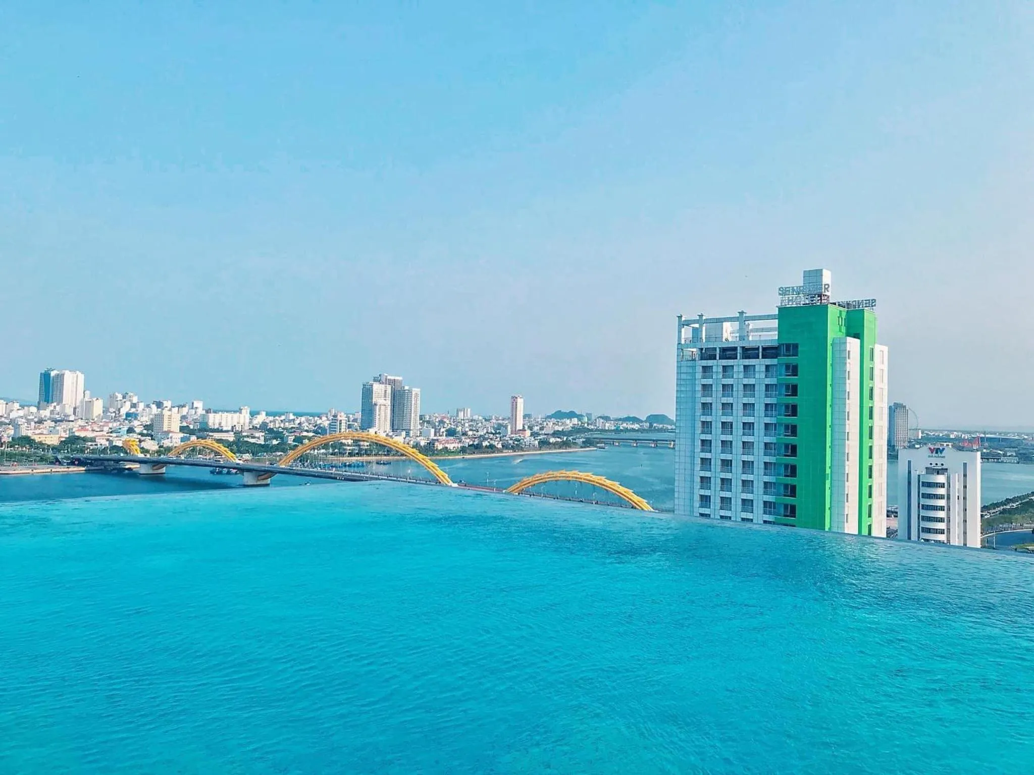 Swimming pool in Val Soleil Hotel