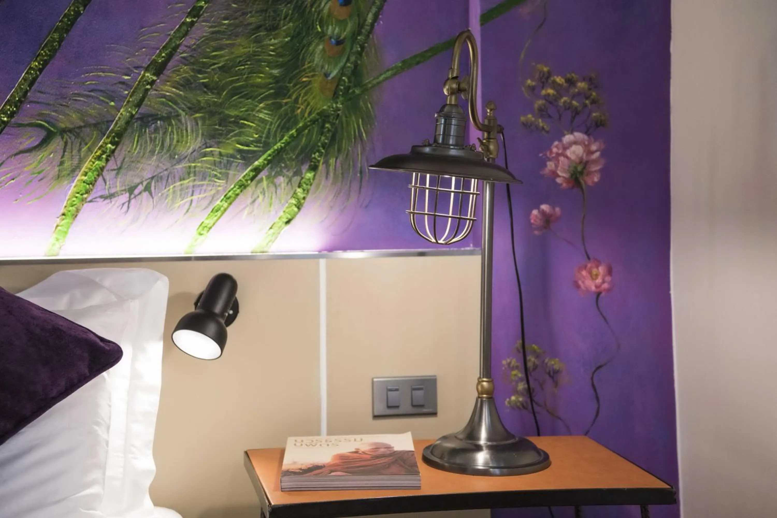 Bedroom, Bed in Dhevi Bangkok Hotel