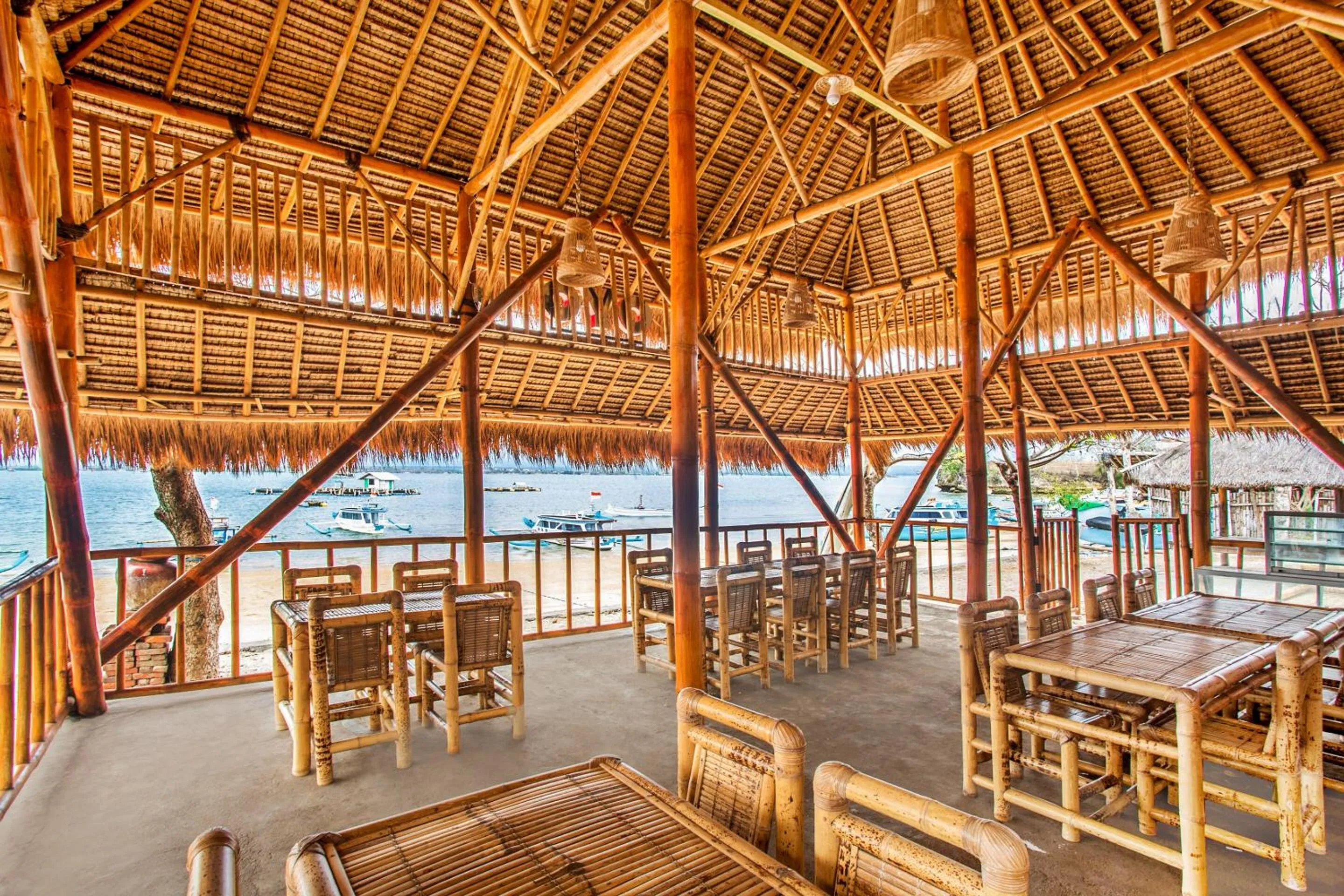 Restaurant/places to eat in Hotel O Telone Bungalow