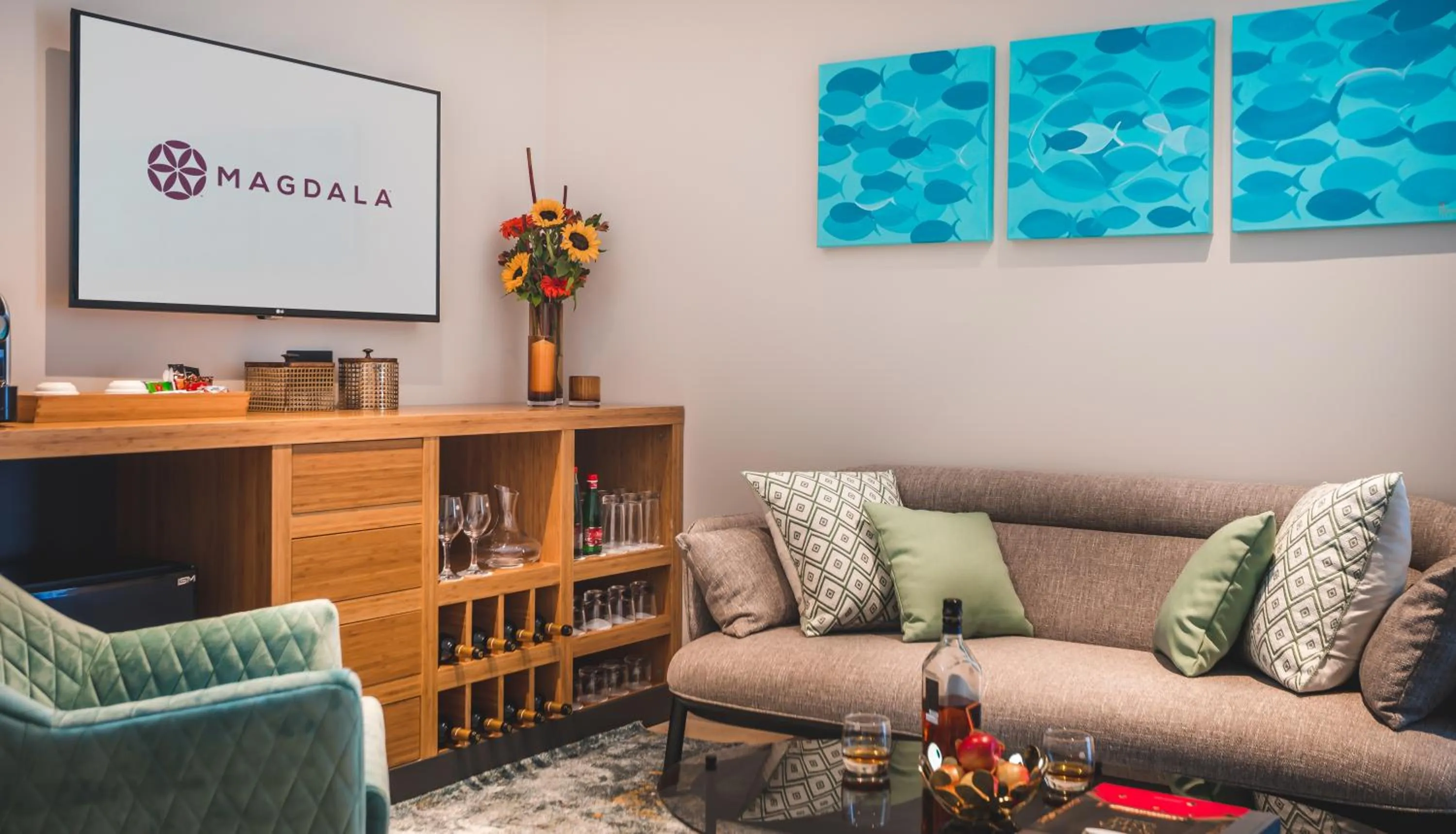 Living room in Magdala Hotel