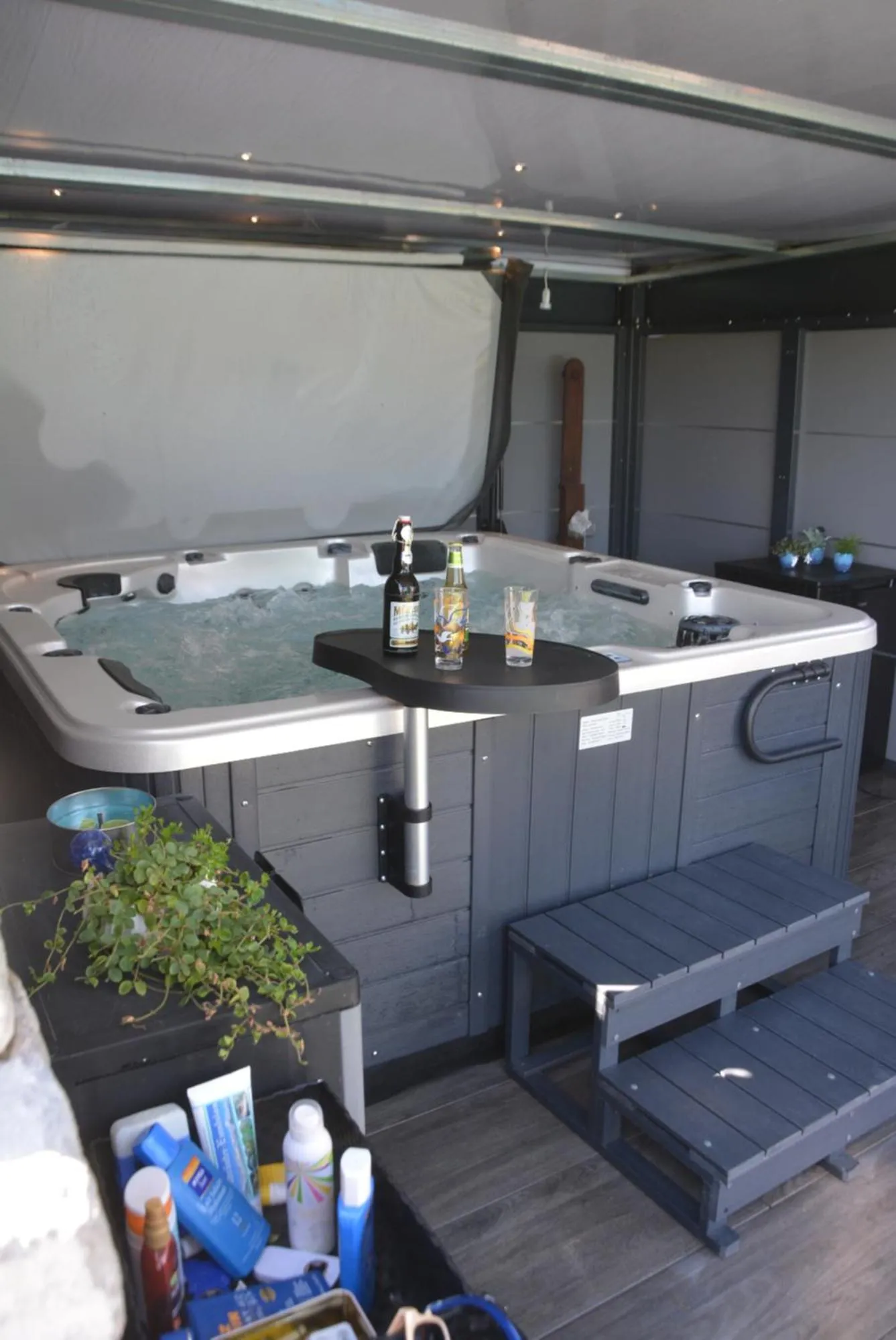 Hot Tub in BnB Sirnach