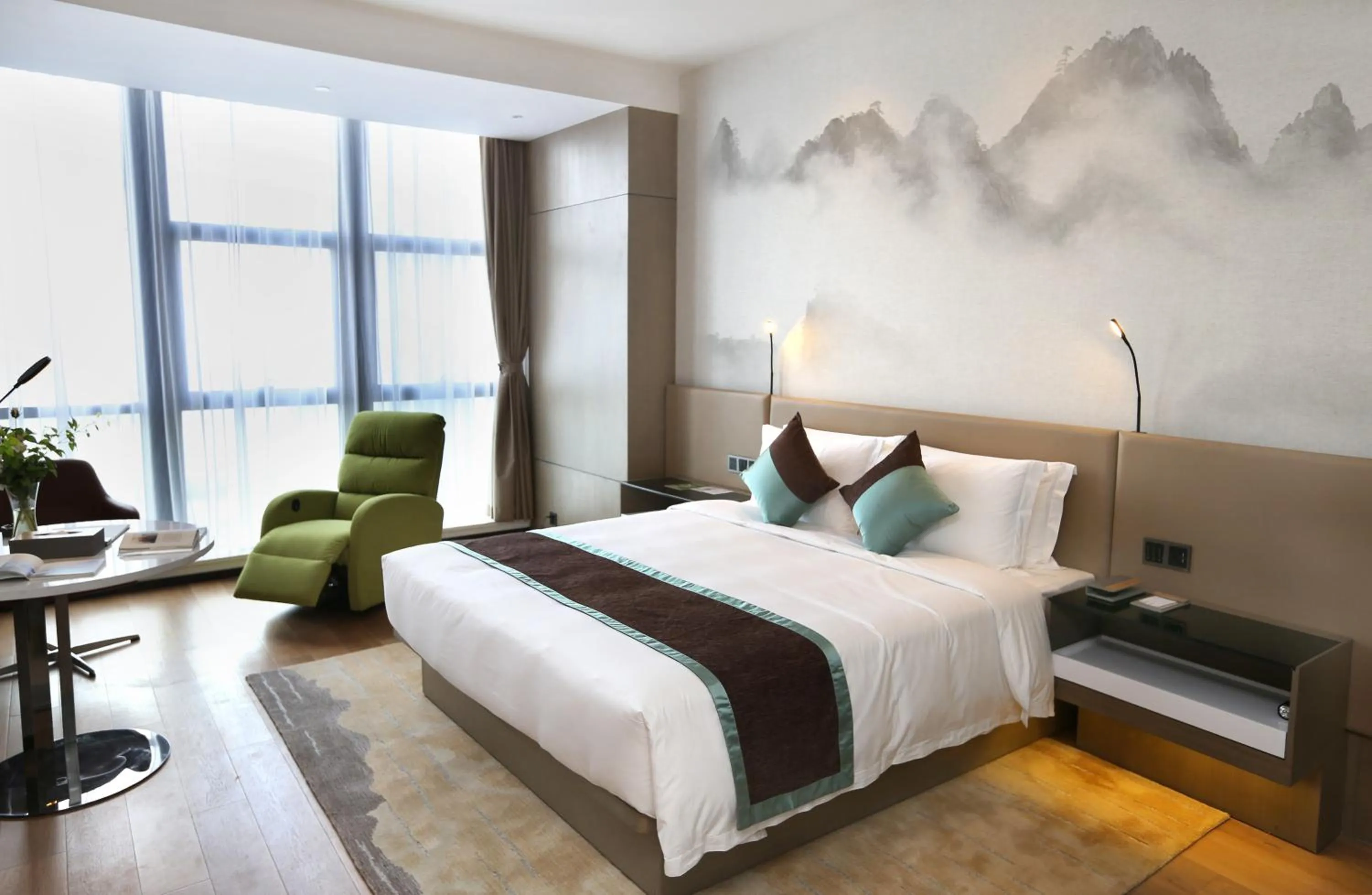 Bed in Novotel Deqing Moganshan