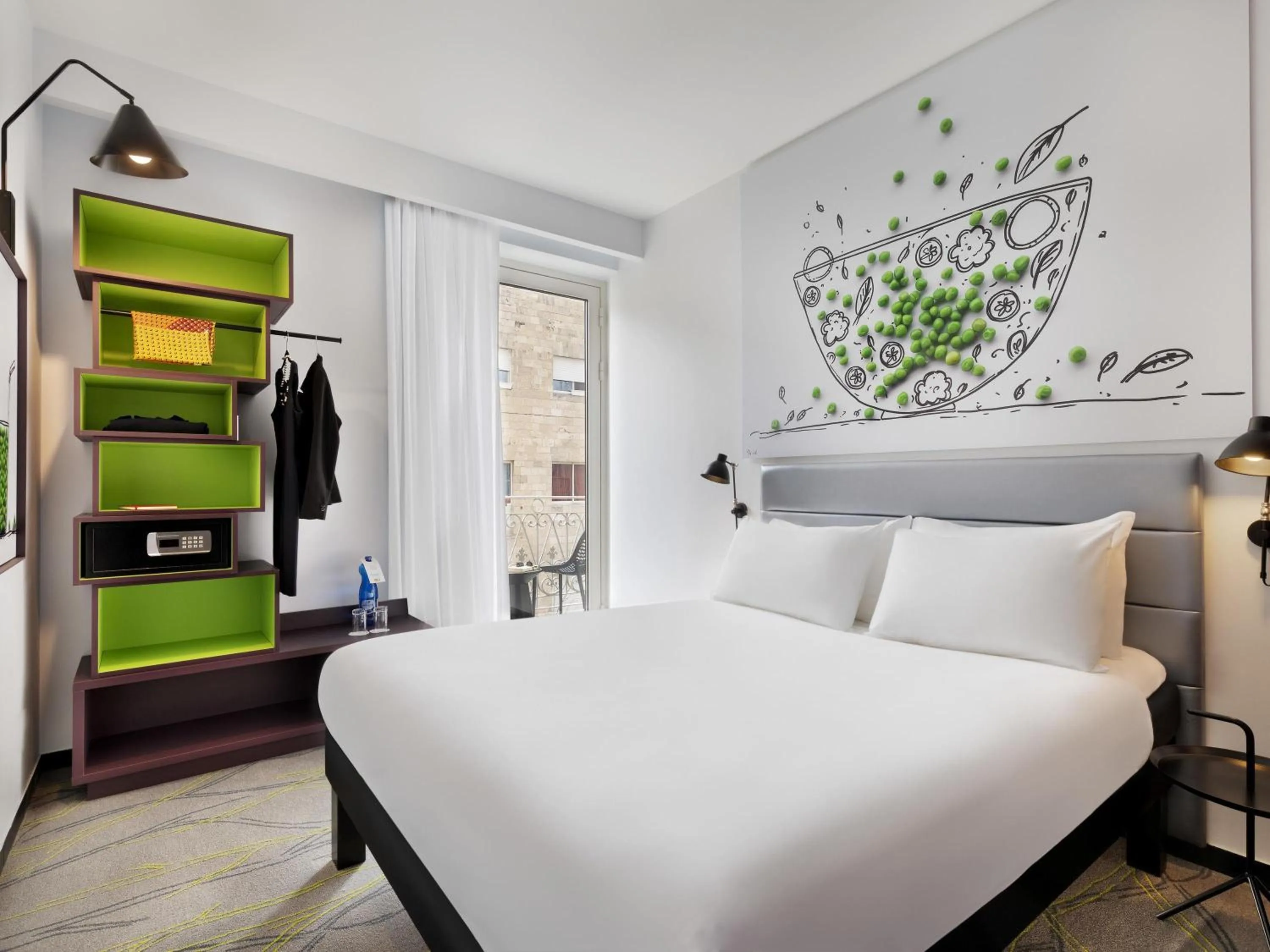 Bedroom, Bed in Ibis Styles Jerusalem City Center - An AccorHotels Brand