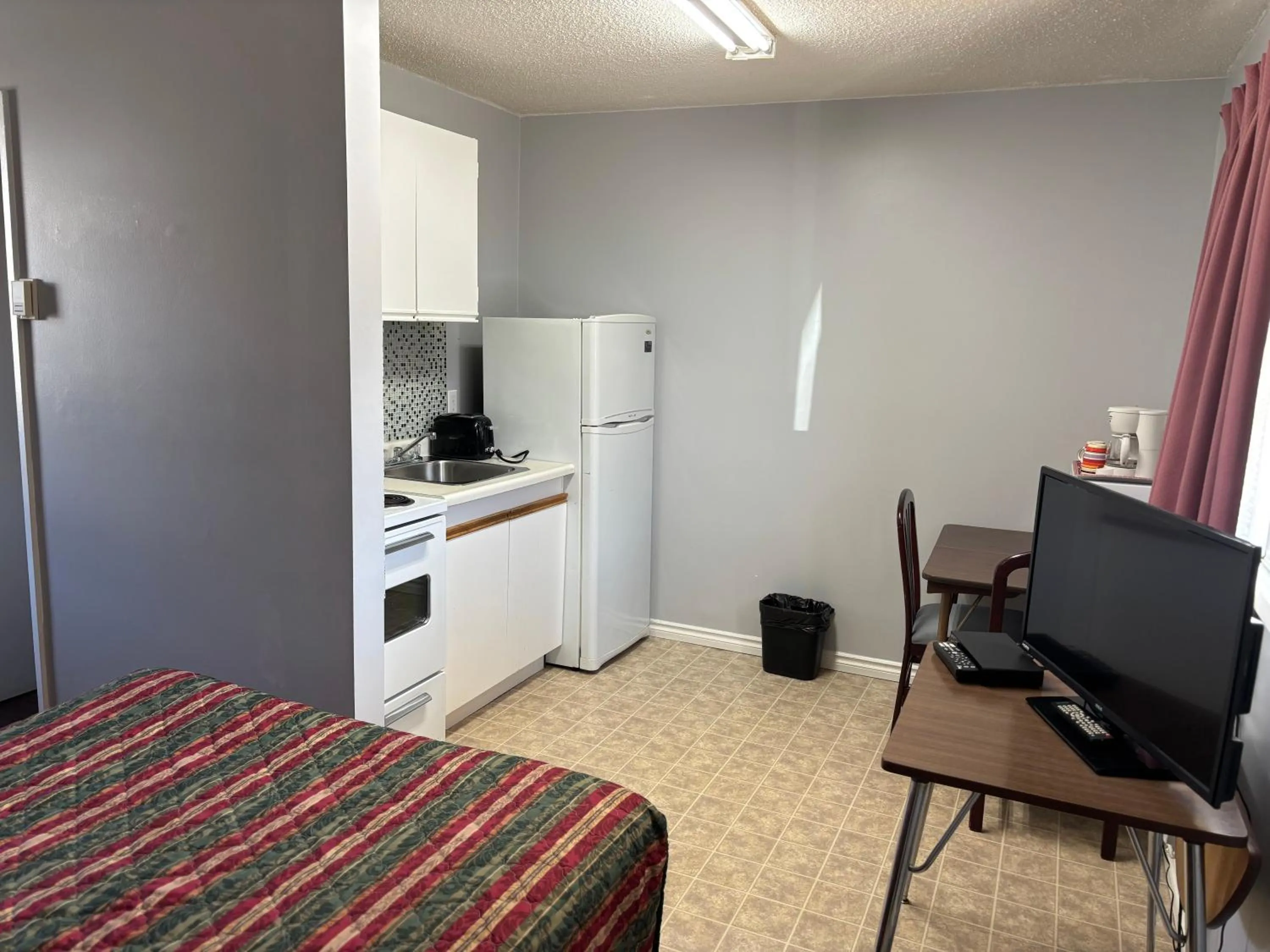 TV and multimedia in Viking Lamplighter Motel