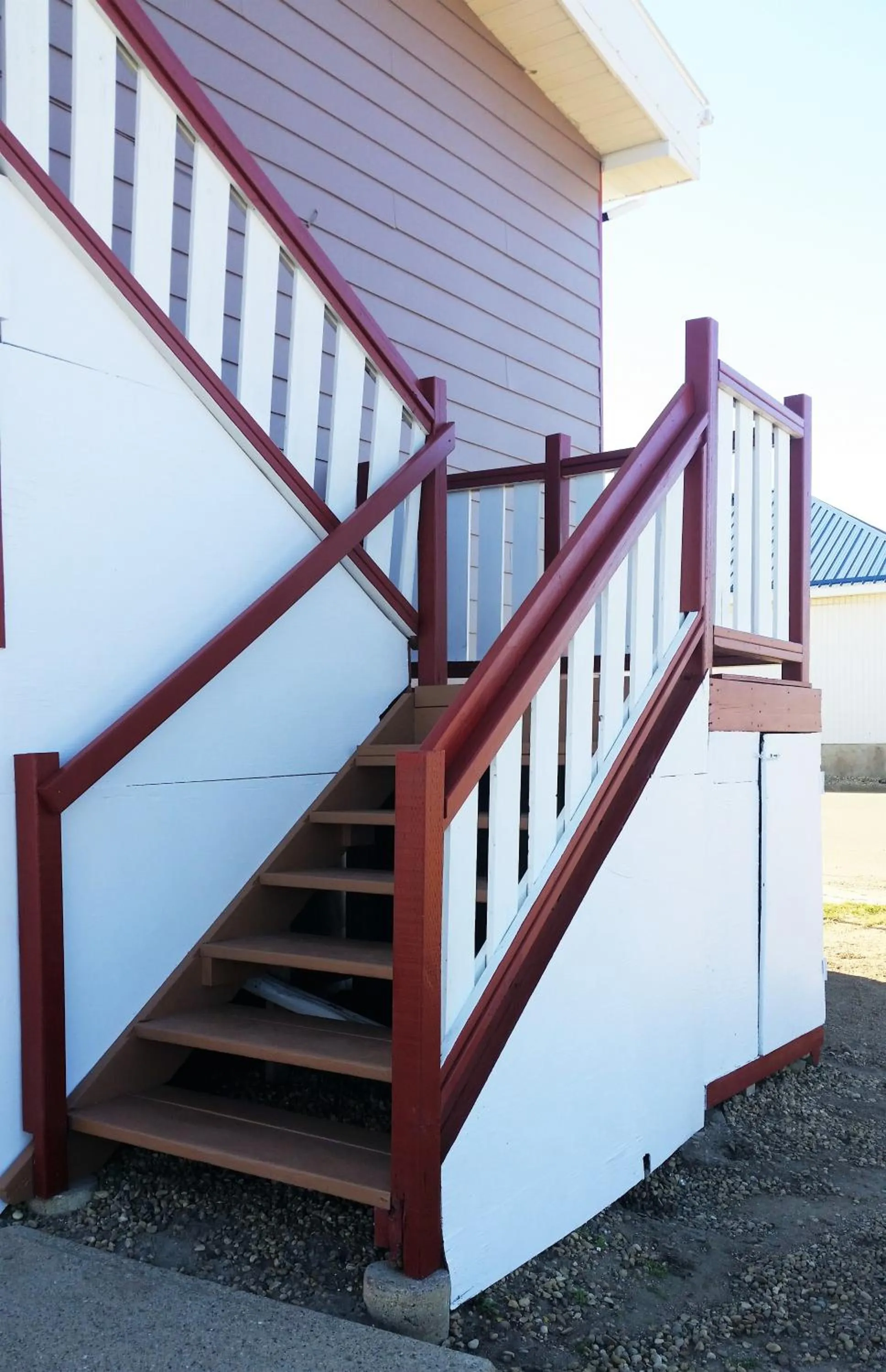 Property building in Viking Lamplighter Motel